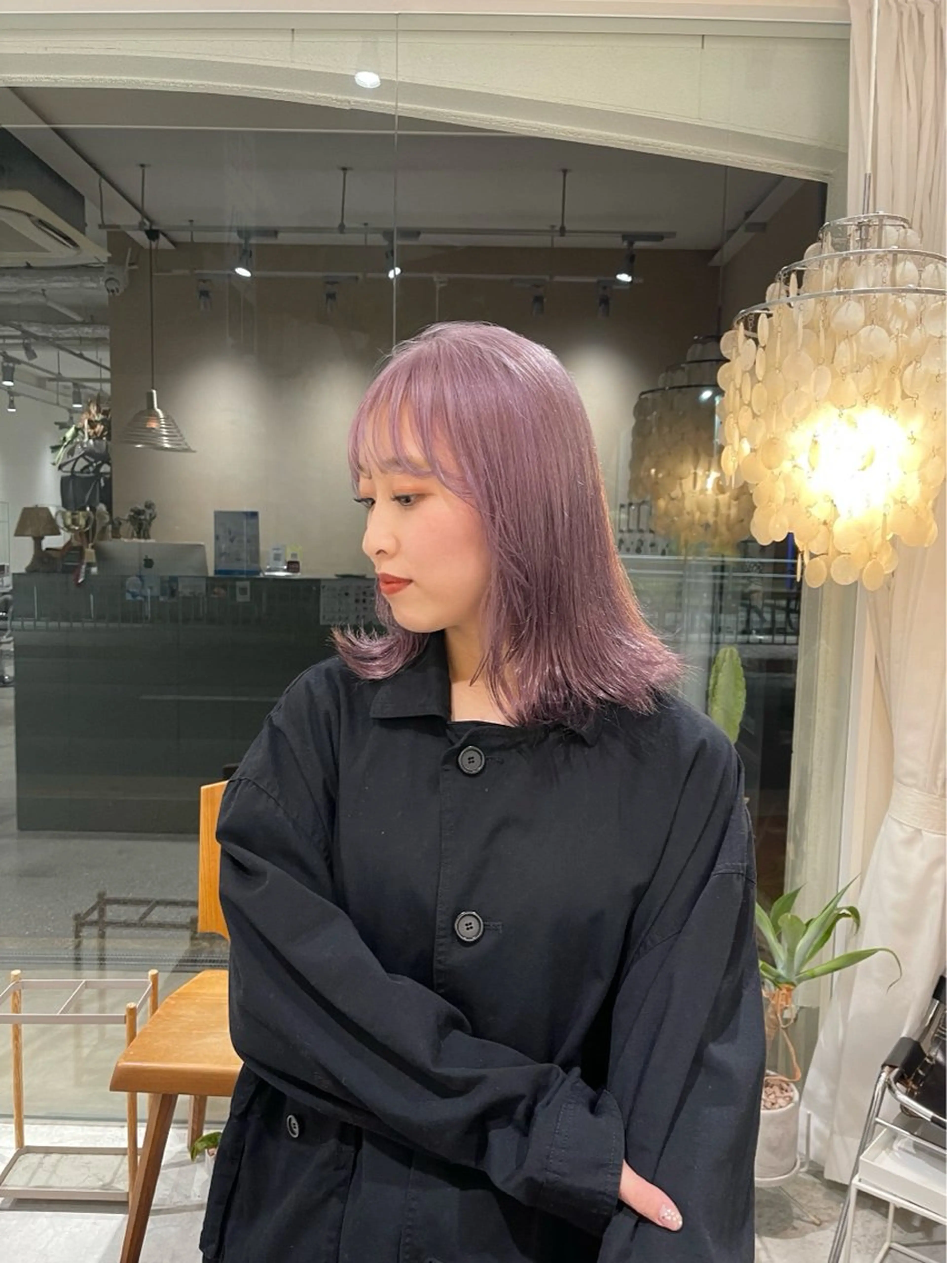 ミディアム カラー 寺尾 遥のヘアスタイル