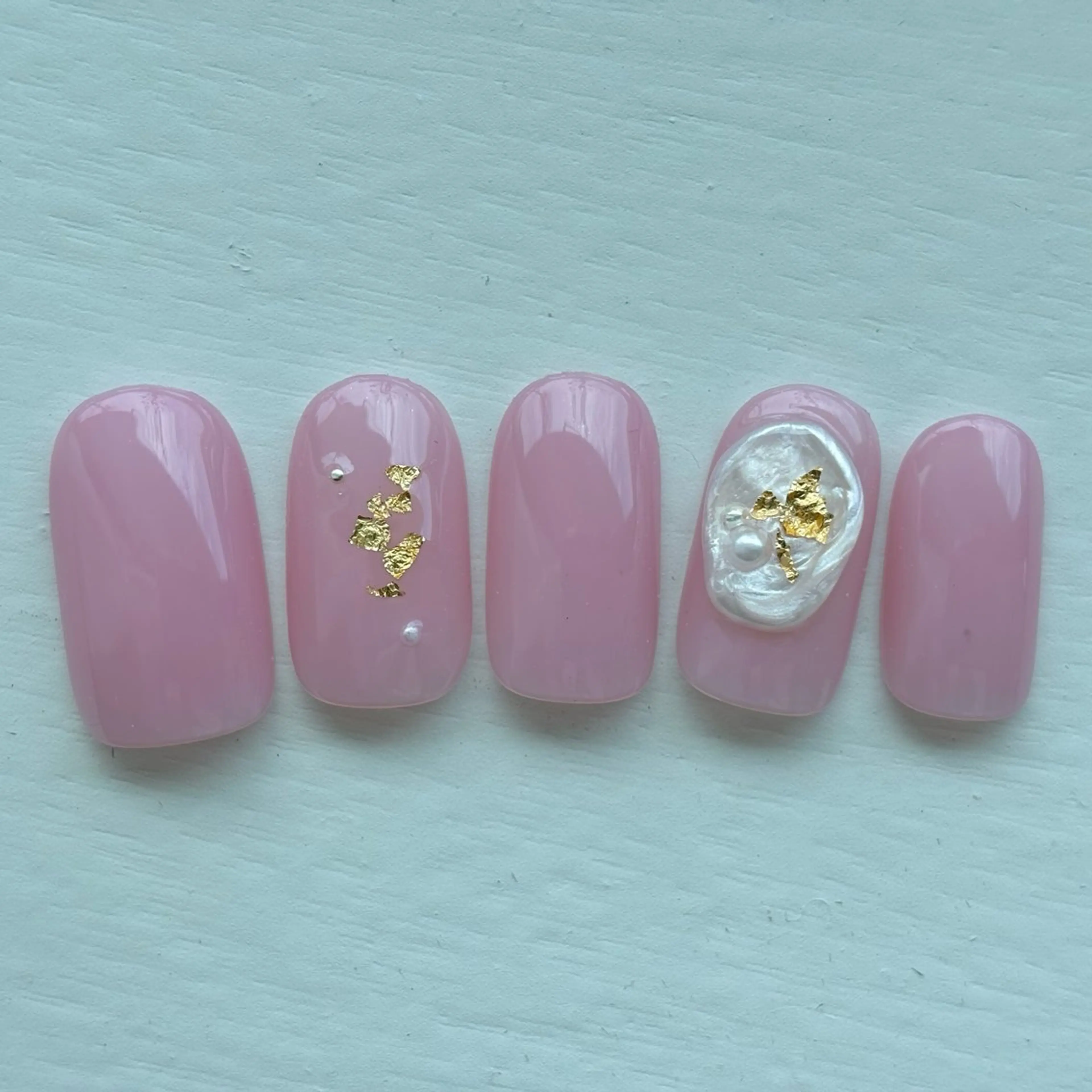 ネイル ジェルネイル 伊藤 貴恵のネイルデザイン