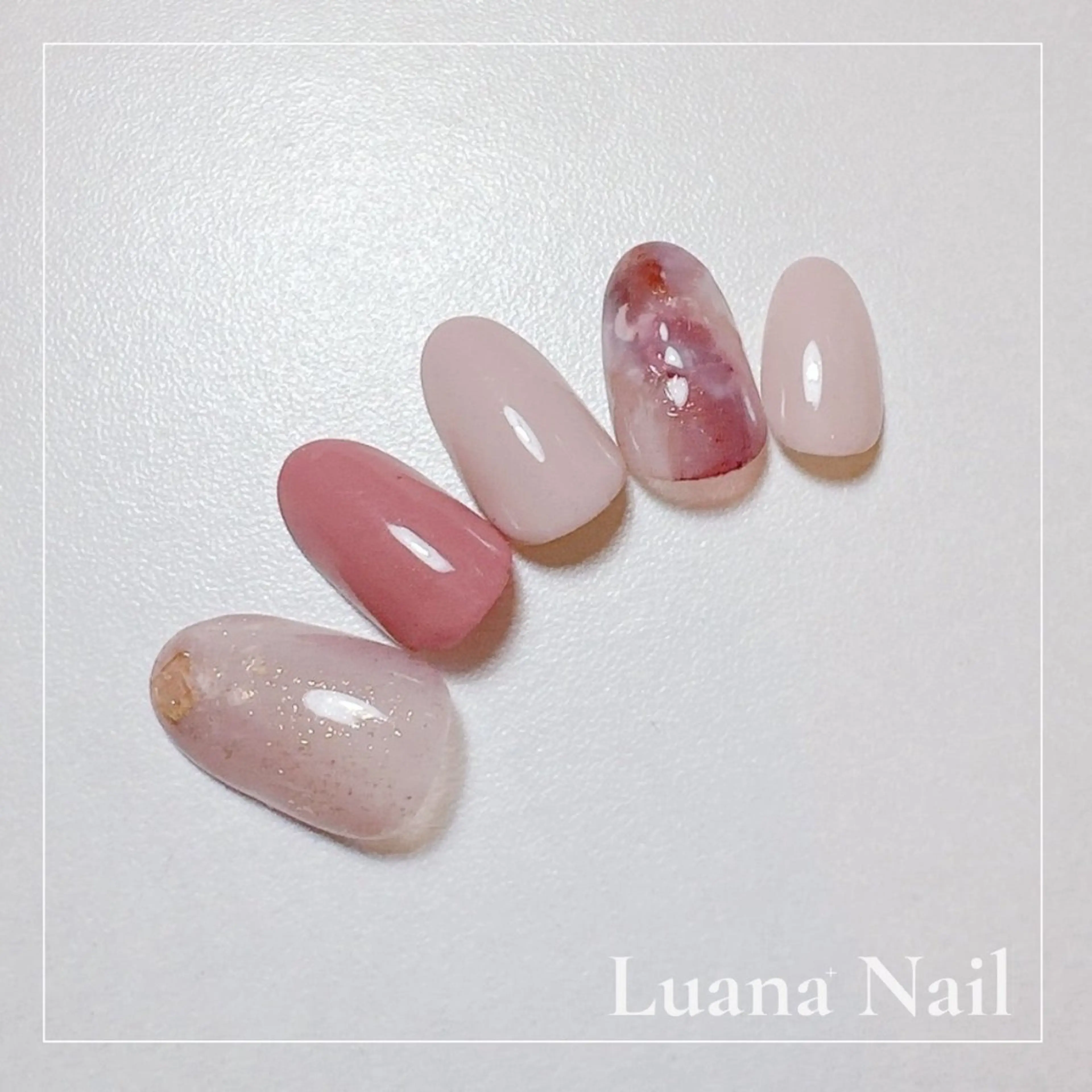 ショート 完全個室ネイル サロンLuana +のネイルデザイン