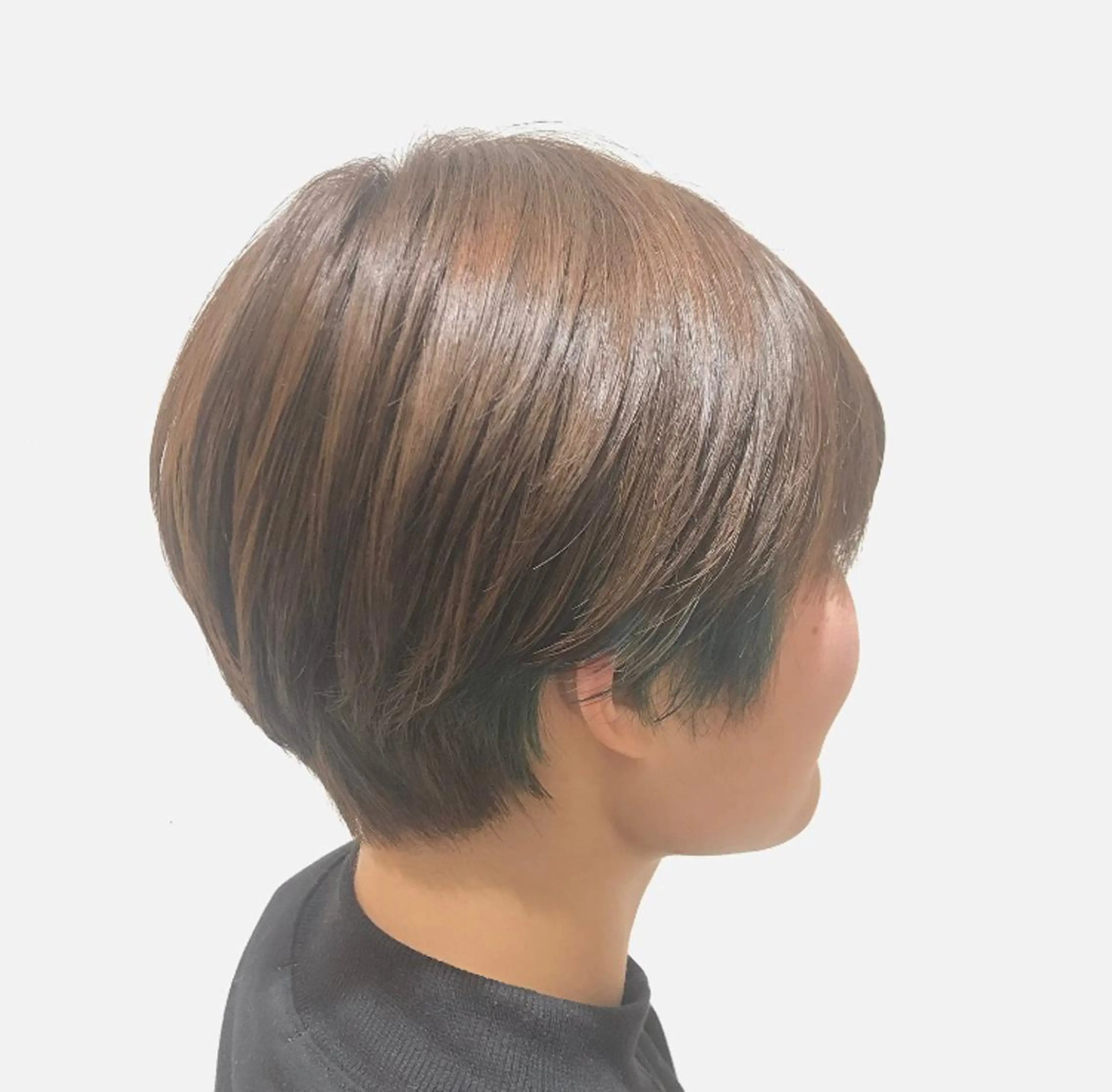 ショート カラー メンズ カット 阿部 響香のヘアスタイル