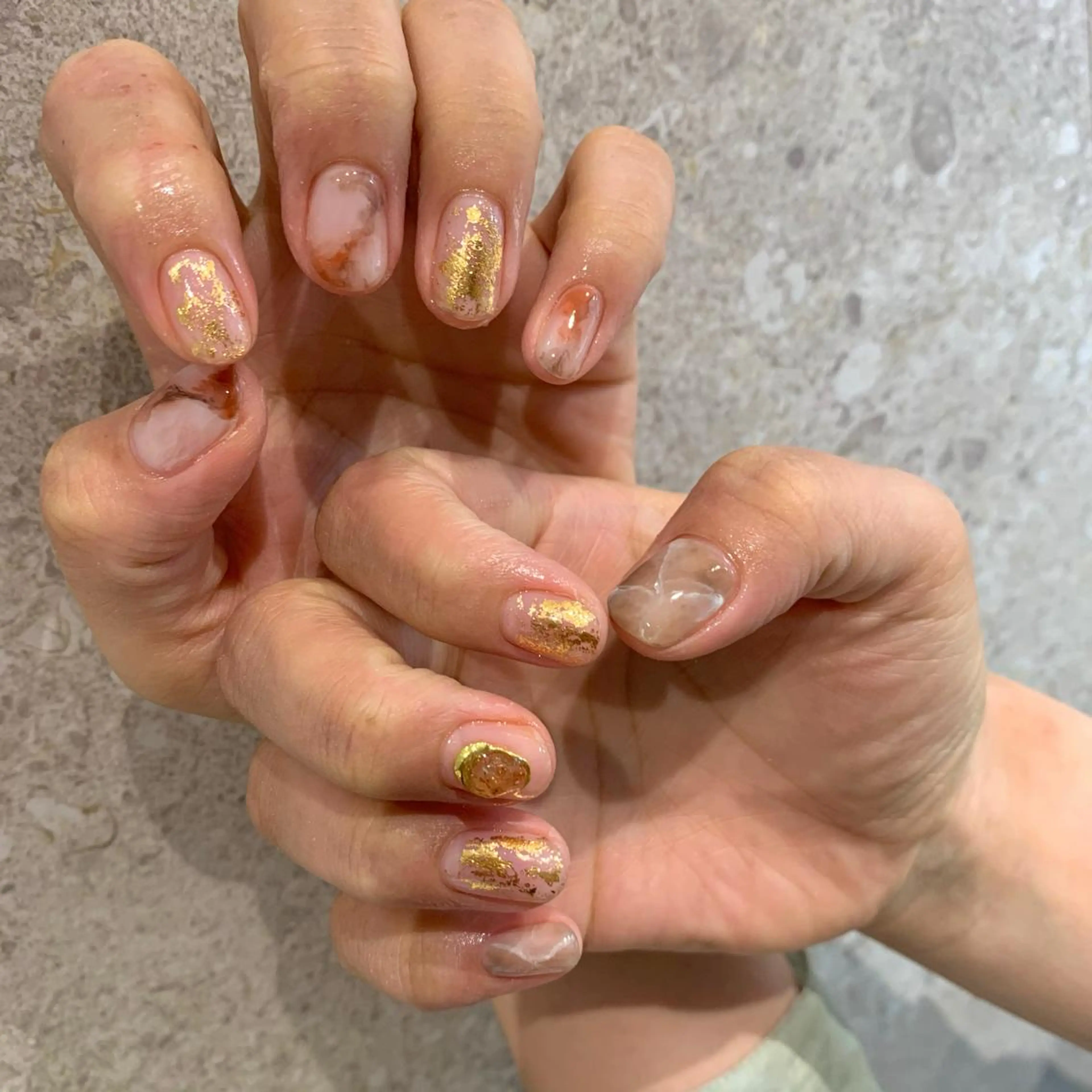 ネイル 大理石ネイル(マーブル) ハンドネイル ハンドケア esby Loely MIZUKIのネイルデザイン