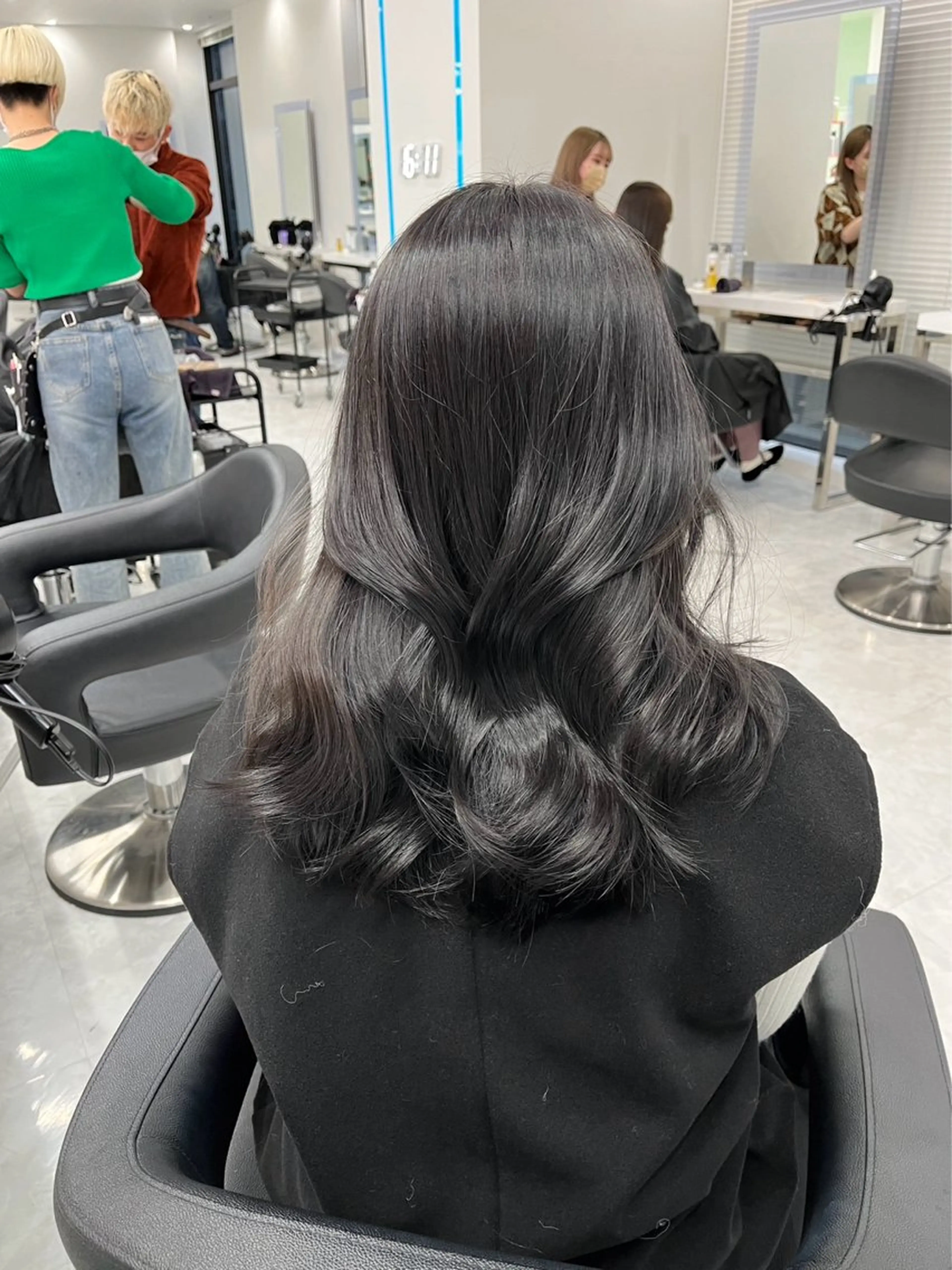 ロング カラー 🪞ハイトーン特化 🪞KEISUKEのヘアスタイル