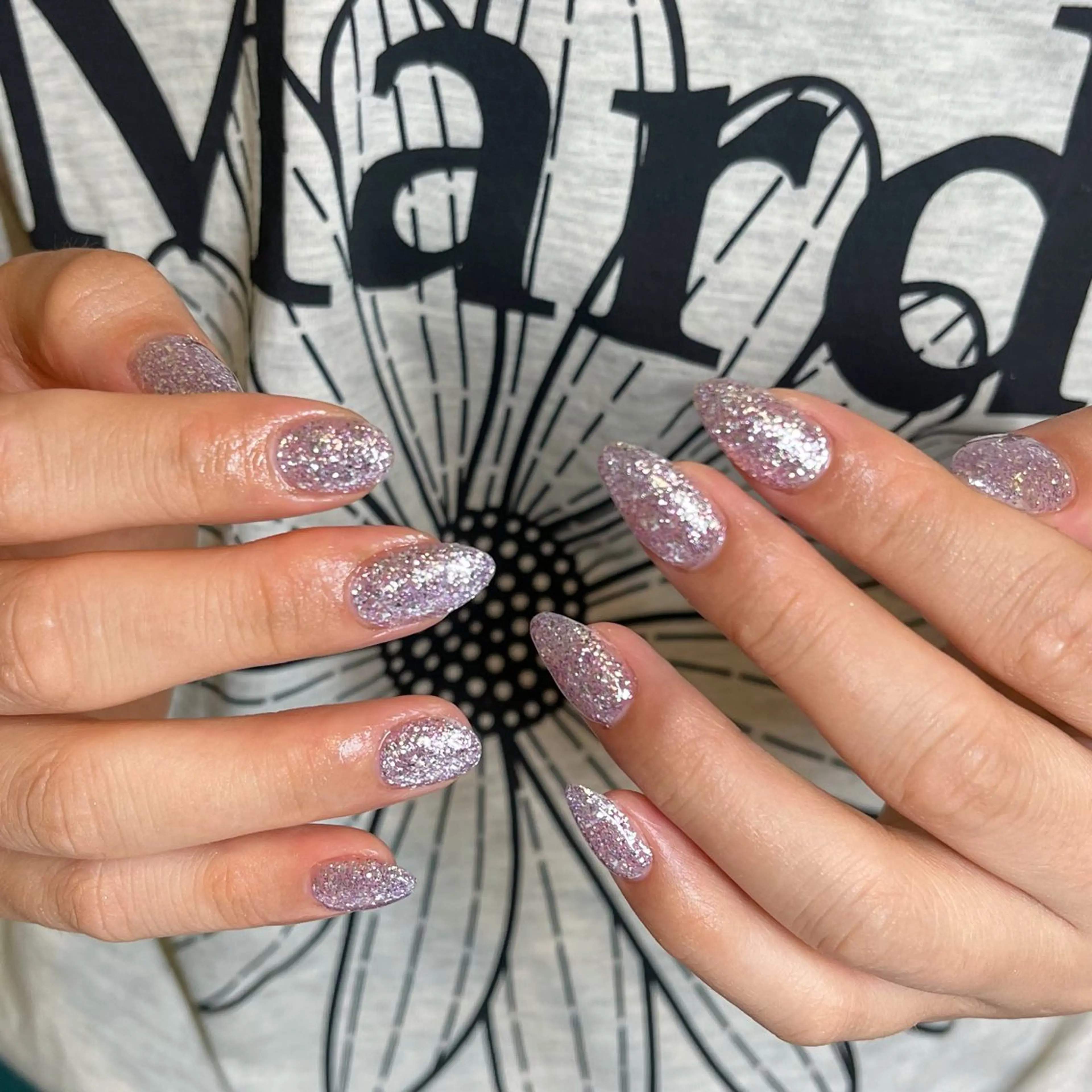 ネイル キラキラネイル ラメ(グリッター) ハンドネイル petit所属・Yuka ネイリストのネイルデザイン