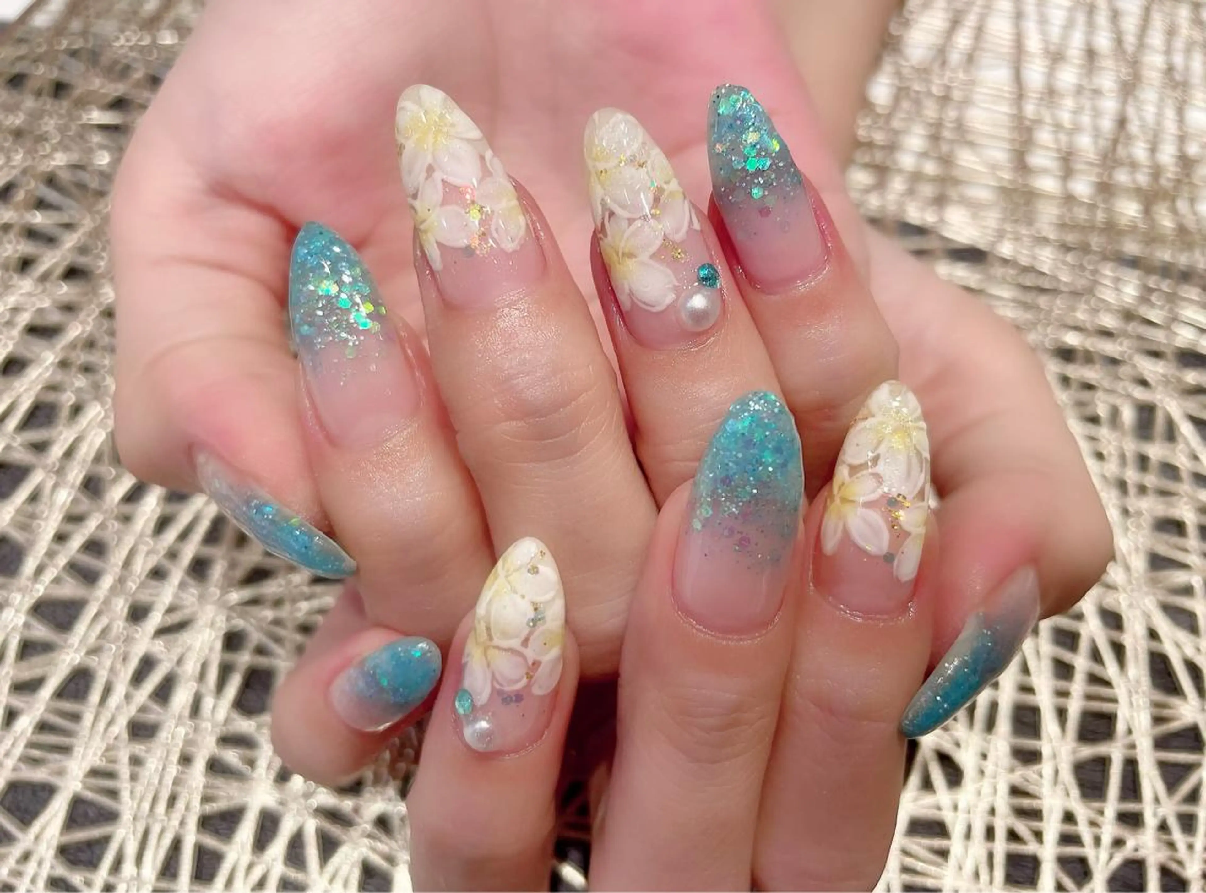 ネイル 〜 R〜 プライベートサロンのネイルデザイン