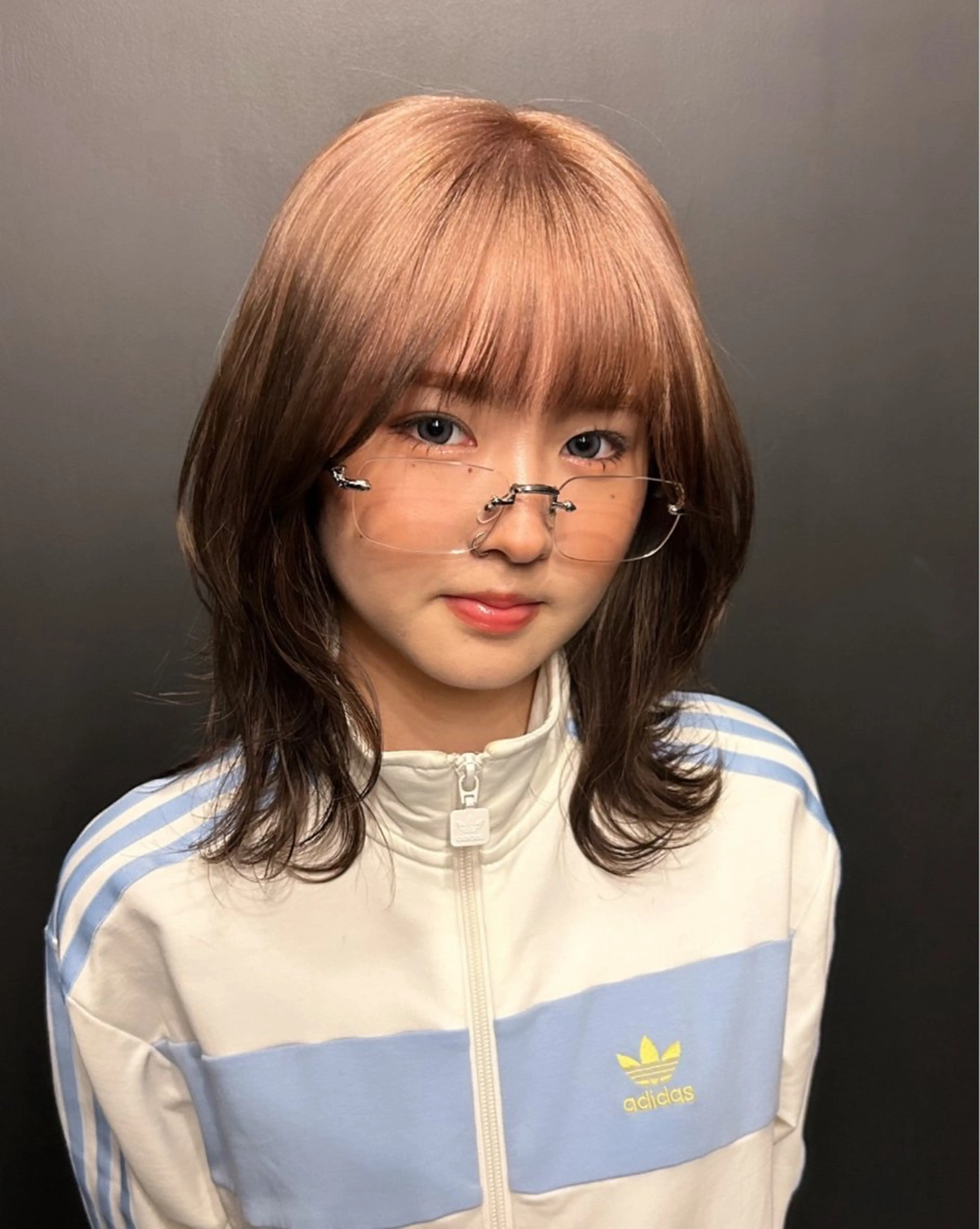 ミディアム ミディアムパーマ ボブ エクステ 外国人風カラー 卒業式のヘアスタイル ヘアカラー MiRI💜地毛級 エクステ✖似合わせ技のヘアスタイル