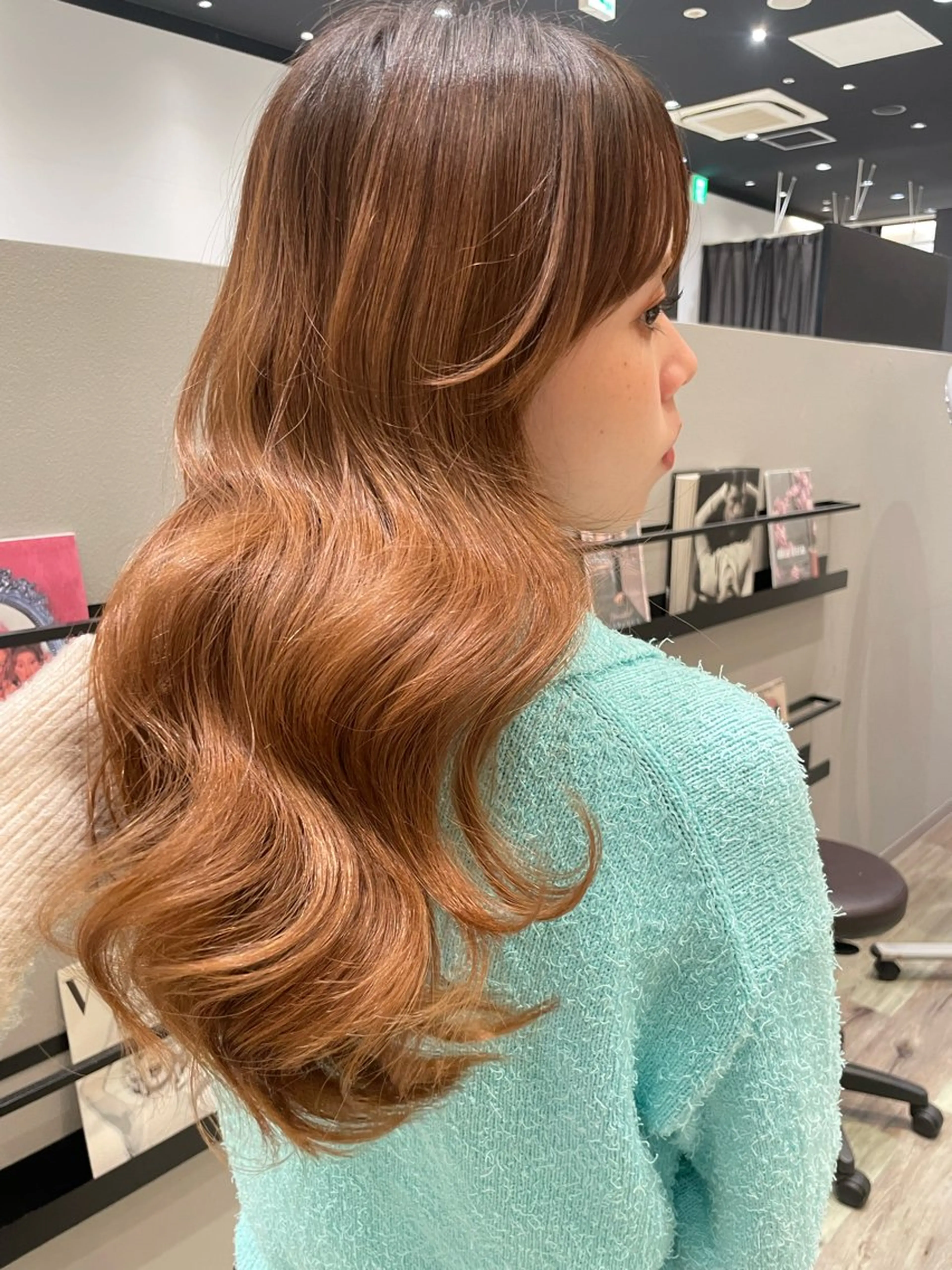 ロング カラー イルミナカラー トリートメント カット ヘアカラー トリートメント k-twoたき✨艶感 カラー／美髪矯正のヘアスタイル