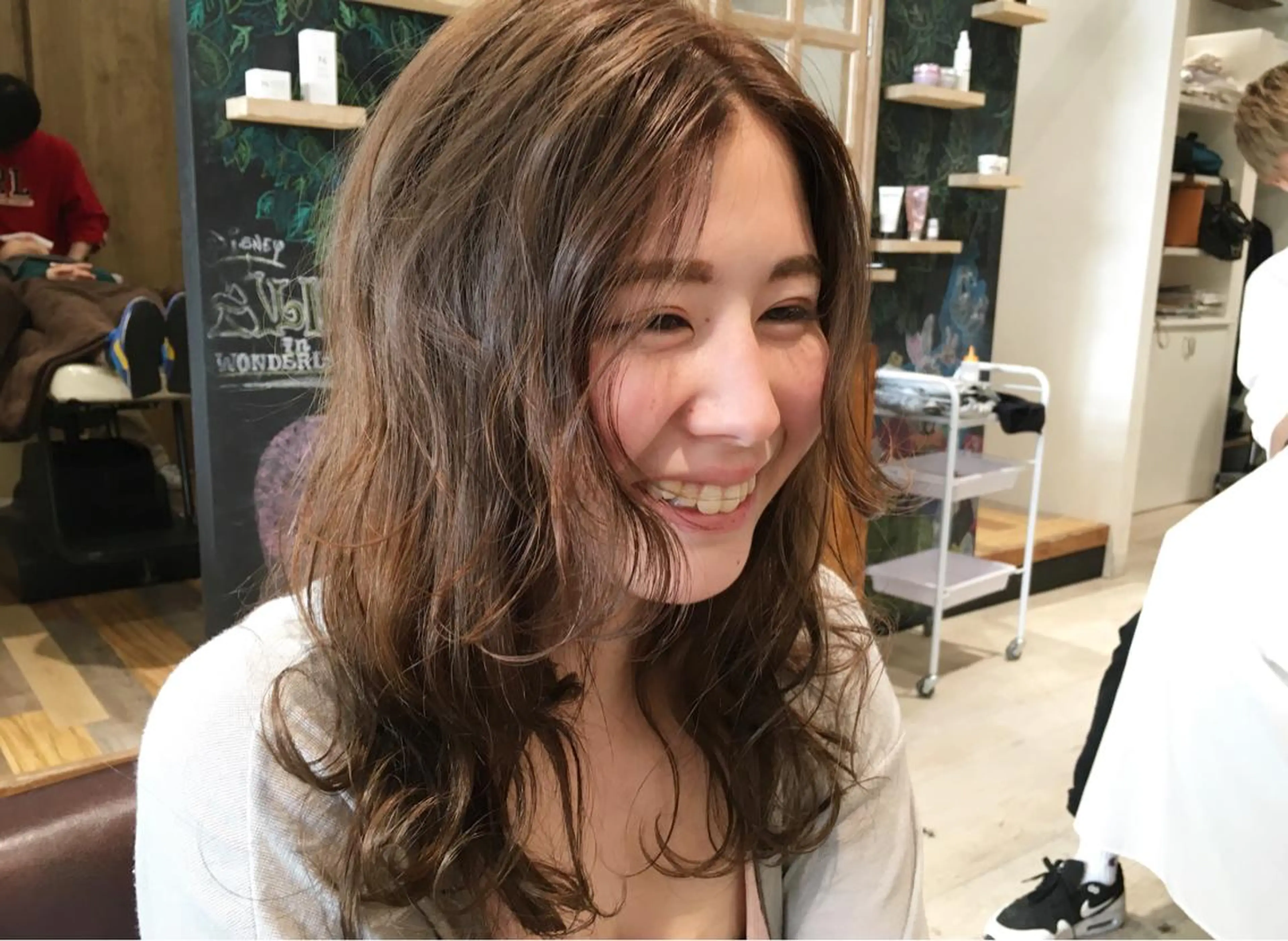 セミロング カラー nakahara madokaのヘアスタイル