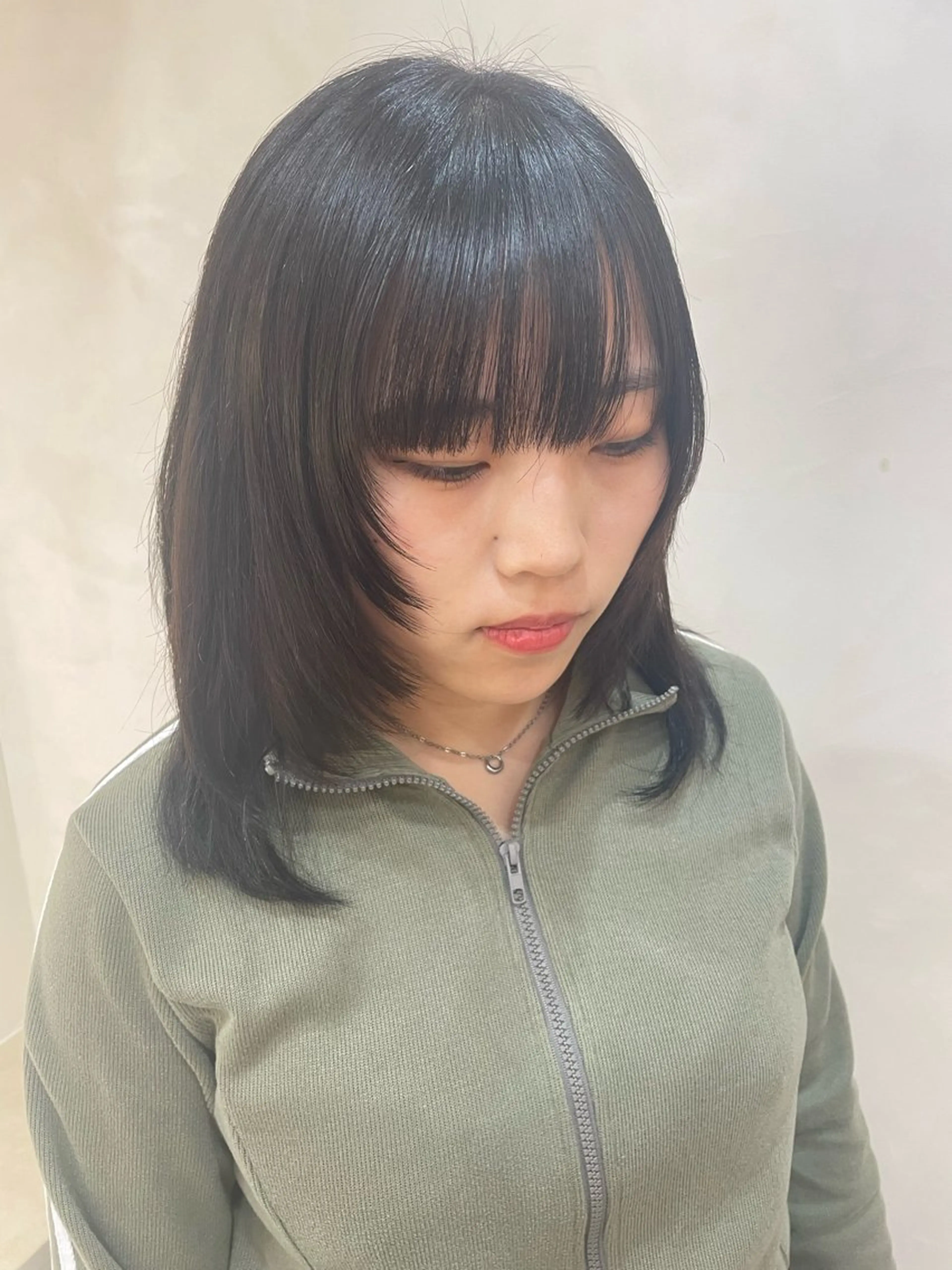 ミディアム 暖色/ミルクティー/ レイヤー/yuriaのヘアスタイル