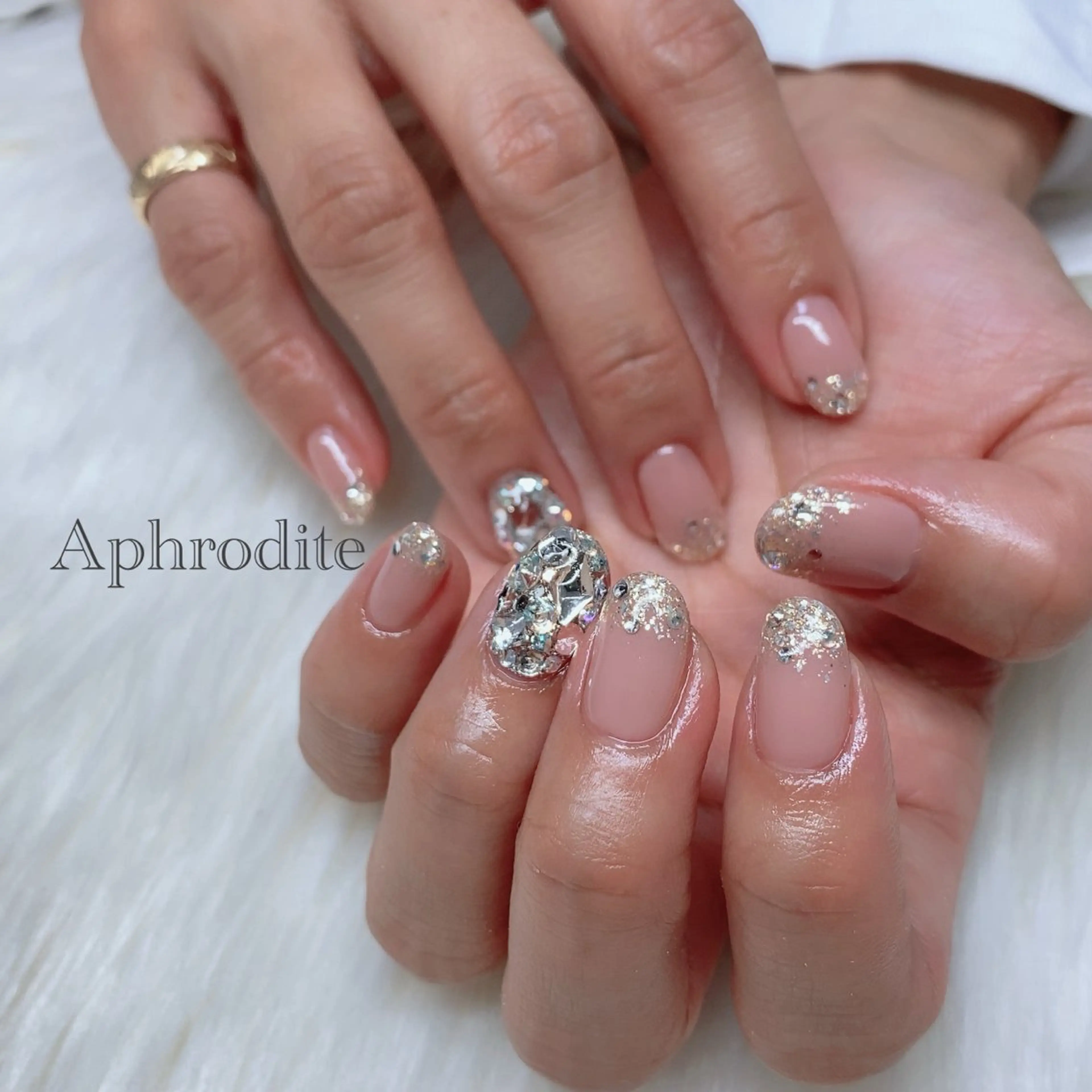ネイル Aphrodite パラジェル認定サロンのネイルデザイン