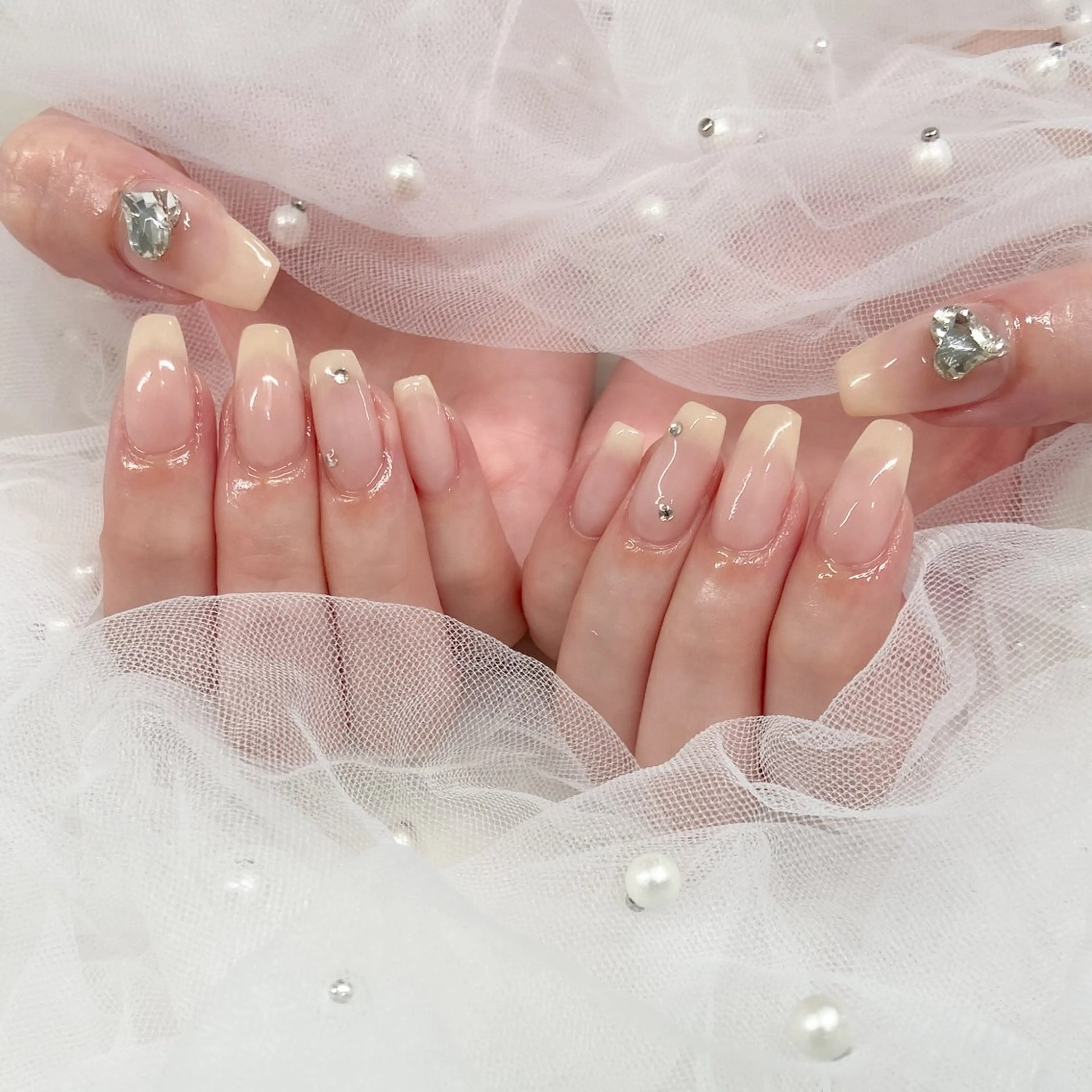 ネイル キラキラネイル ピンク ワンホンネイル ハンドネイル べルミエール sakiのネイルデザイン