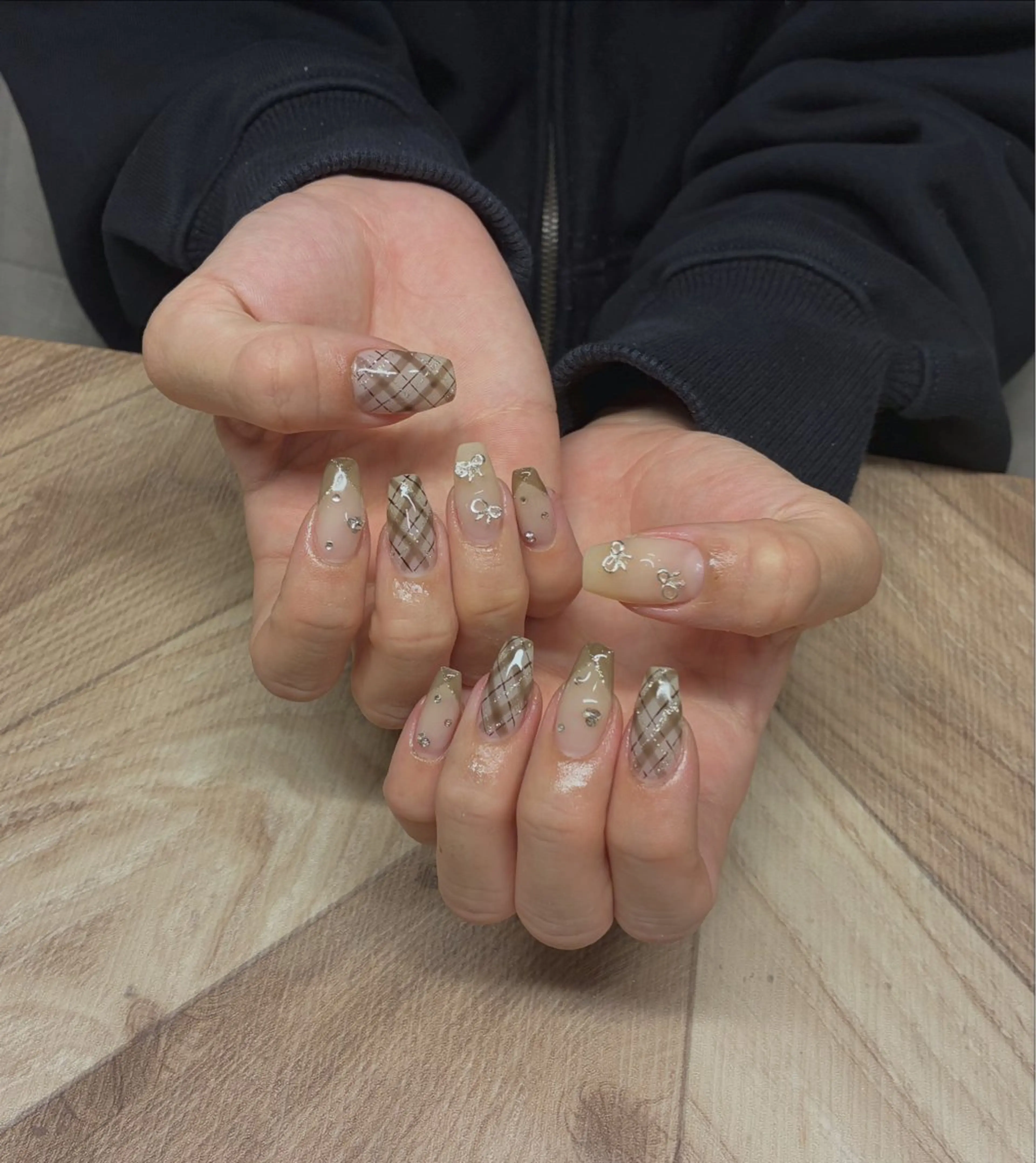 ネイル ハンドネイル ハンドケア nail salon Ｍのネイルデザイン