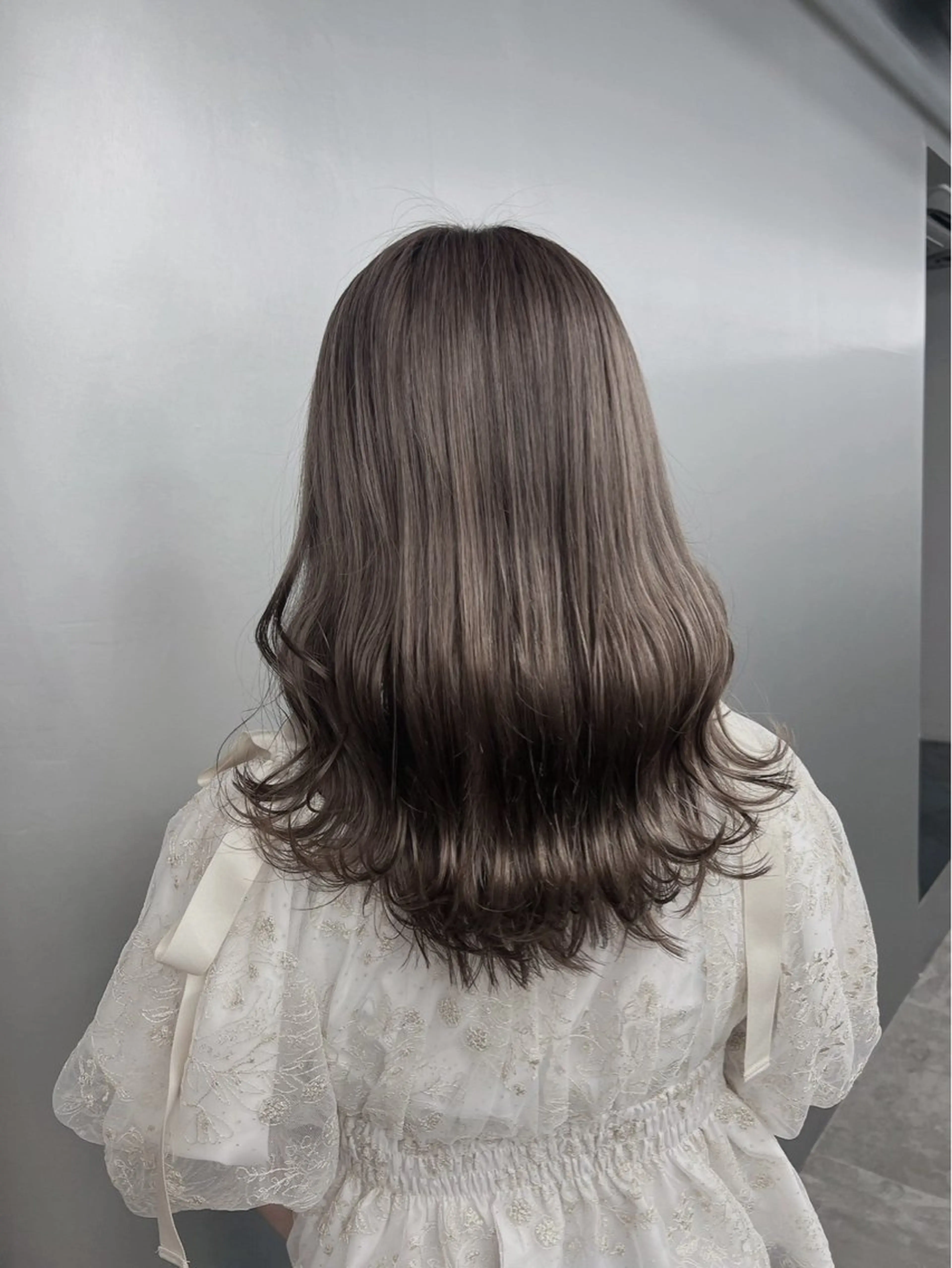 ショート ヘアカラー ベージュ/グレージュ 🧸あやか/表参道のヘアスタイル