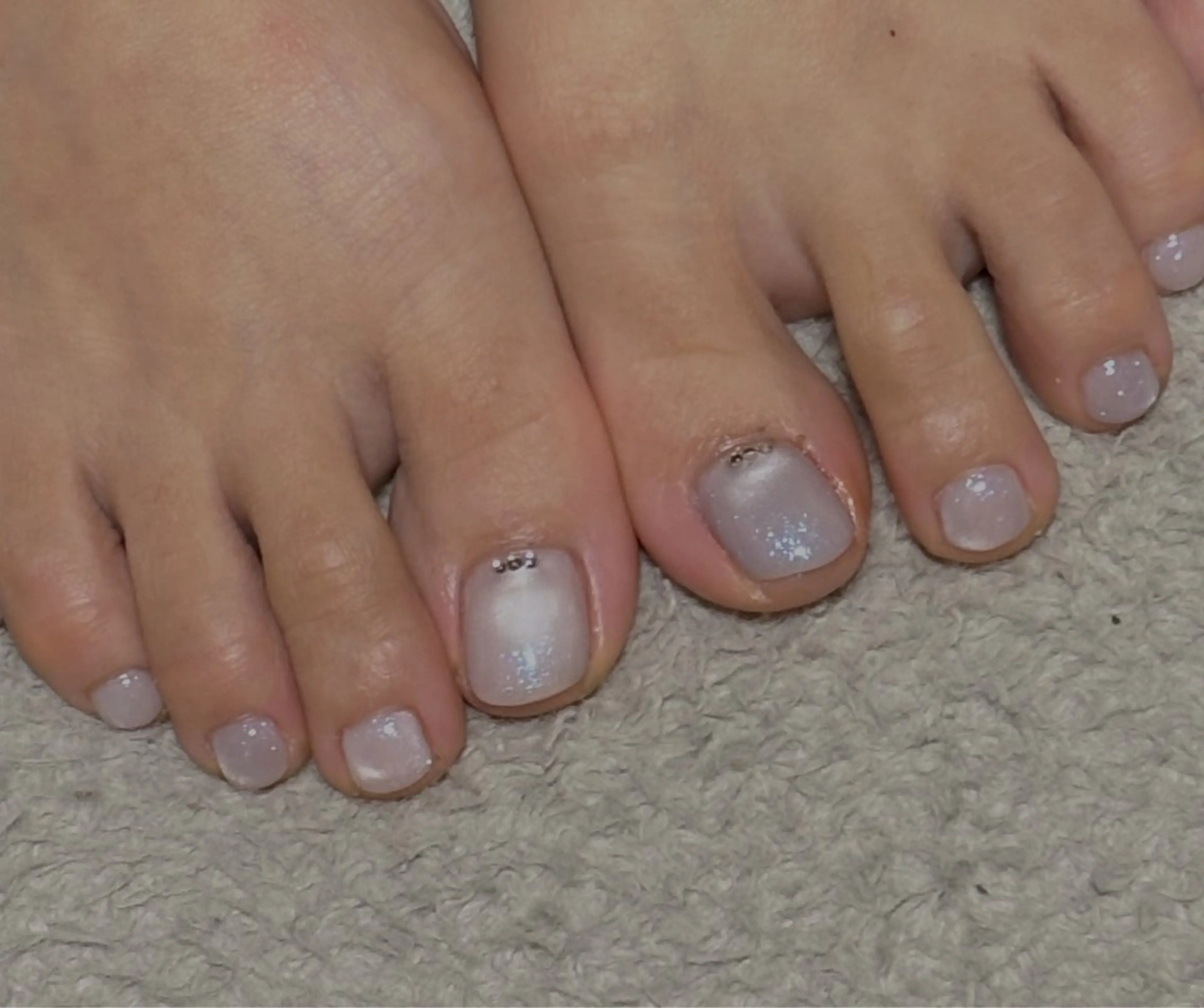 ネイル オーロラネイル ブルー フットネイル ジェルネイル キラキラネイル フットネイル tamu nail 　金町のネイルデザイン