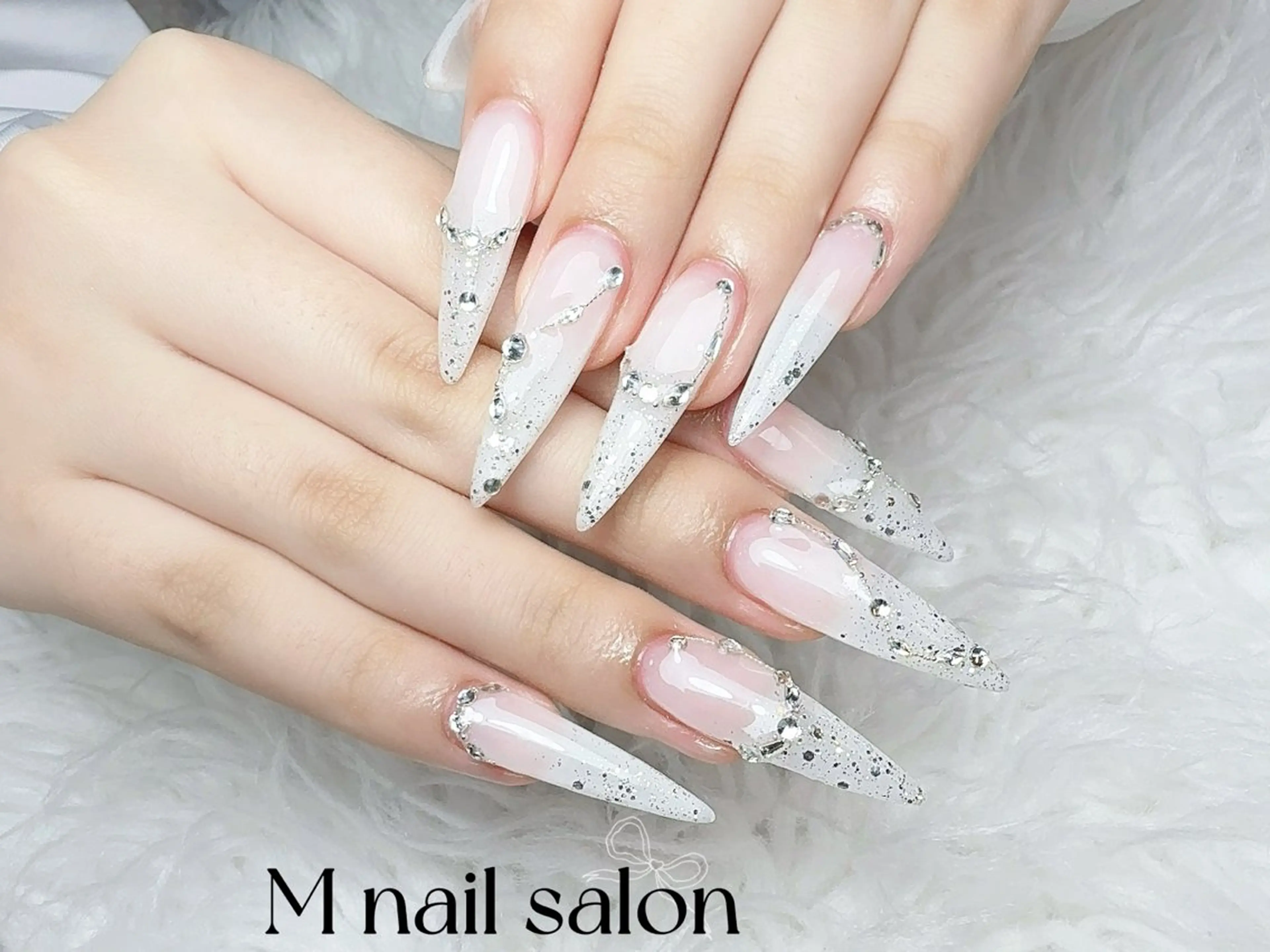 ネイル ハンドネイル M🌷nail 長さだし専門店のネイルデザイン