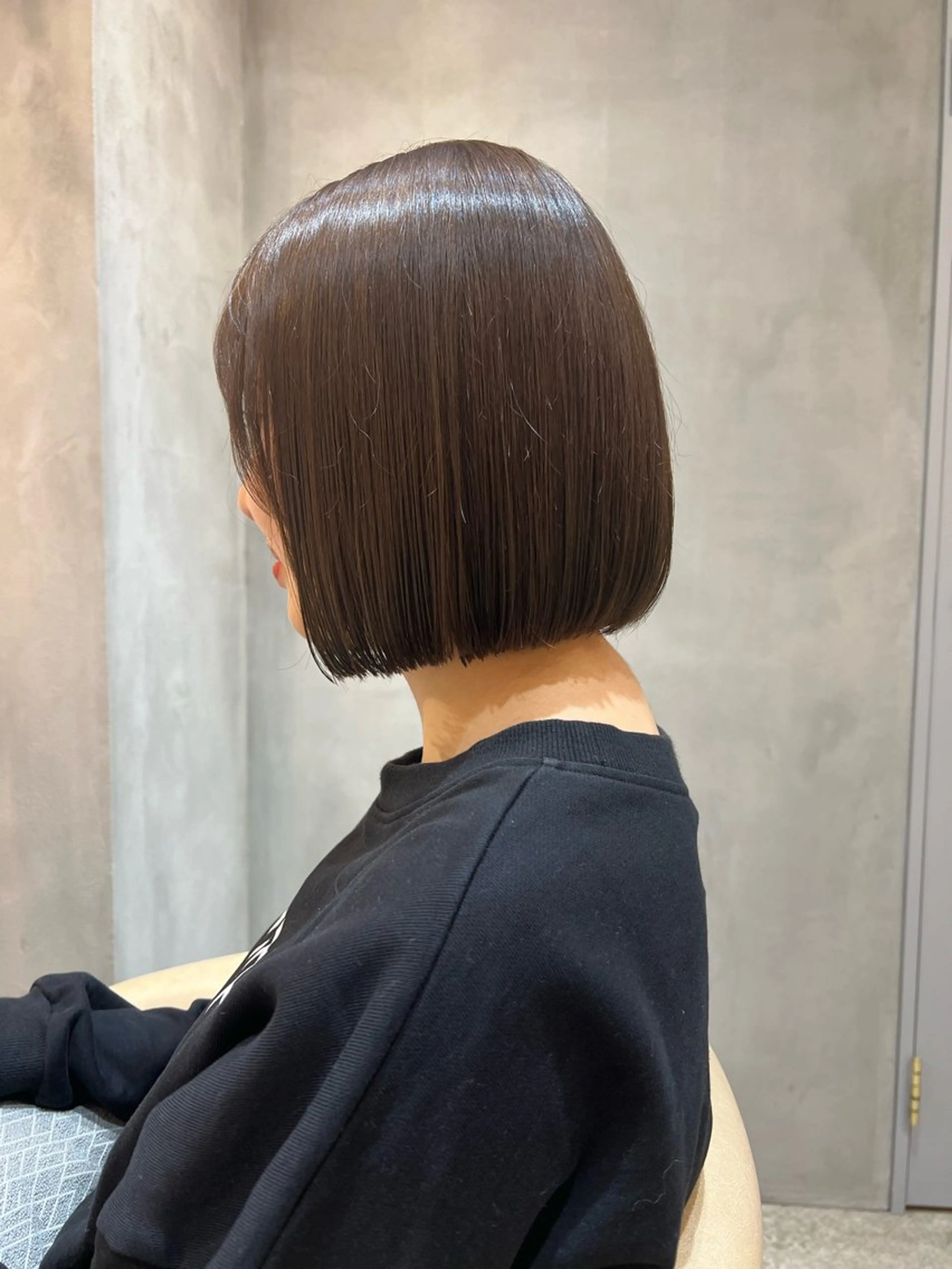 ミディアム カラー ボブ/巻ける縮毛矯正 /韓国レイヤーはなのヘアスタイル