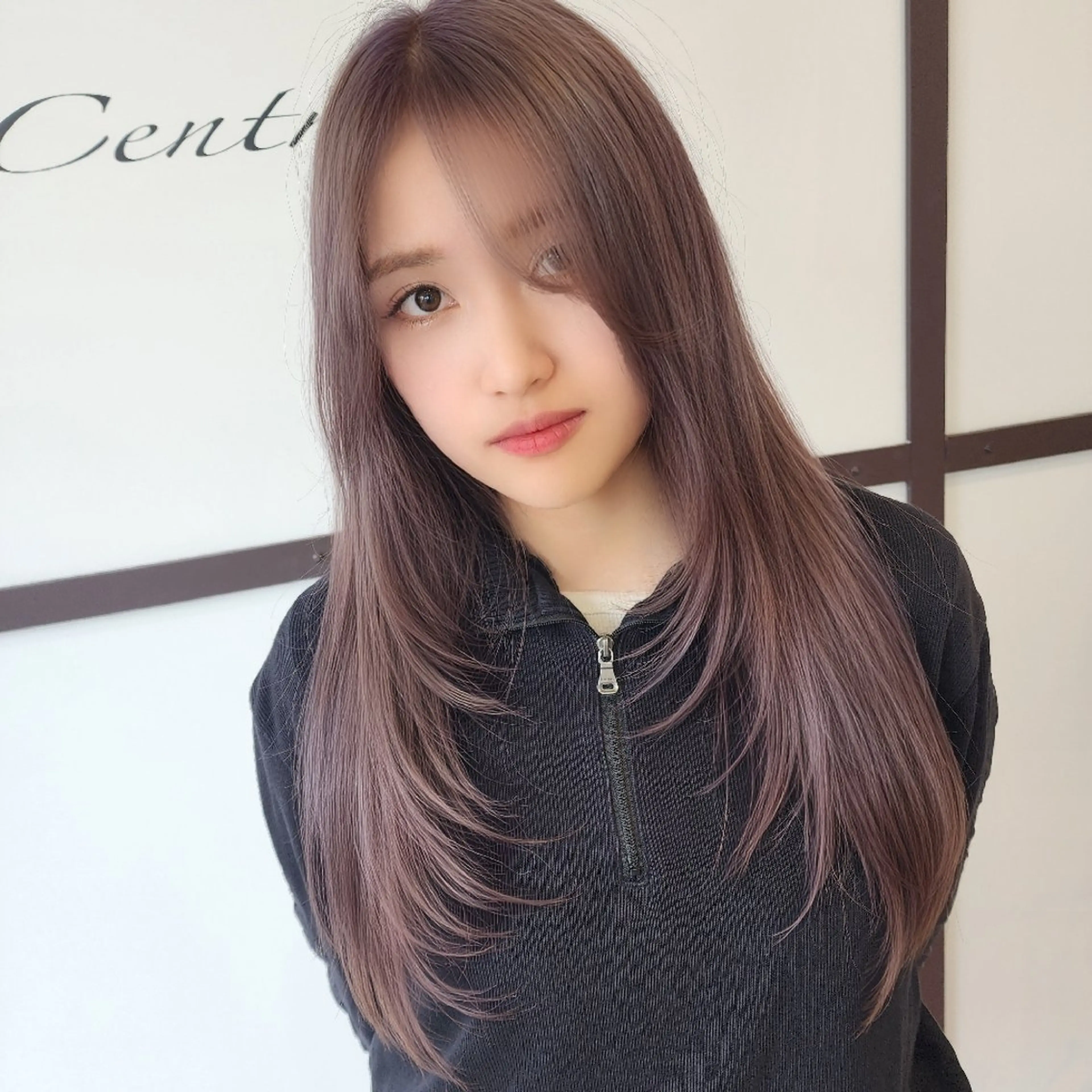 ロング カラー ベージュカラー ラベンダーカラー ラベンダーベージュ 韓国風ヘア レイヤーカット カット ヘアカラー トリートメント レイヤーカット/ ウルフカット/大橋 のヘアスタイル