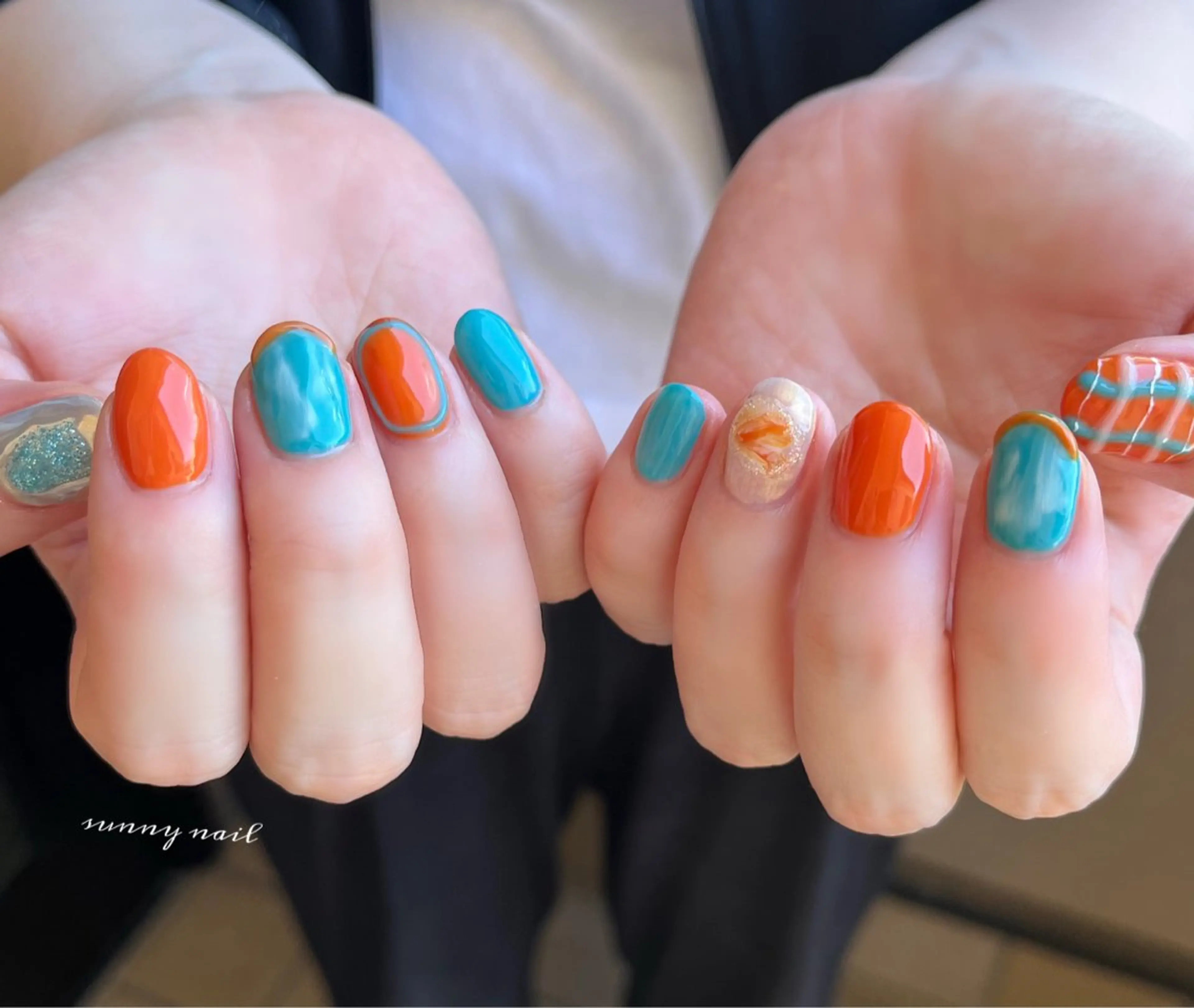 ネイル ジェルネイル オレンジ パラジェル ぷっくりネイル 夏ネイル sunny nailのネイルデザイン