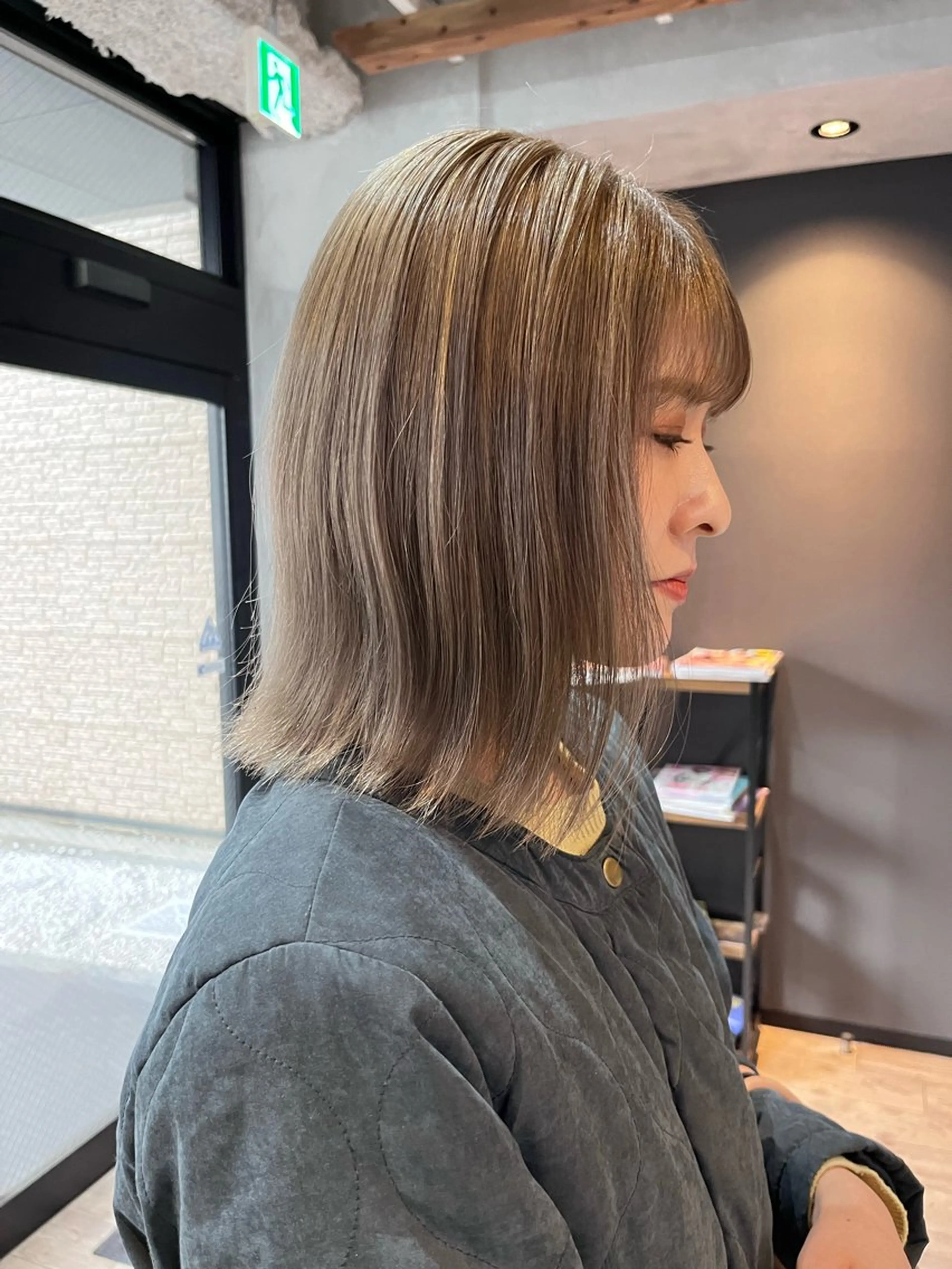 ミディアム カラー カット ヘアカラー 多河 遥のヘアスタイル