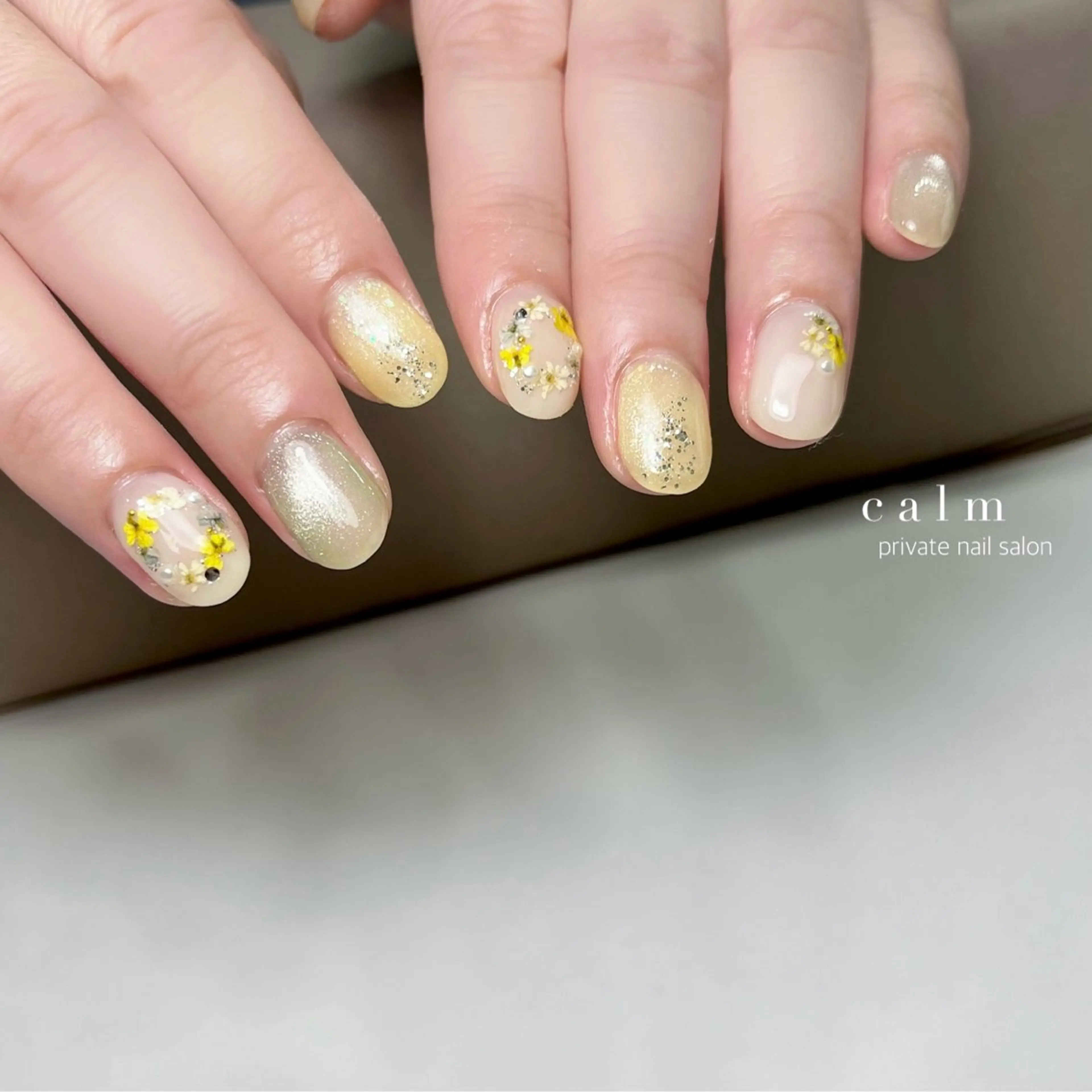 ネイル ハンドネイル calm 〔ｶｰﾑ〕のネイルデザイン