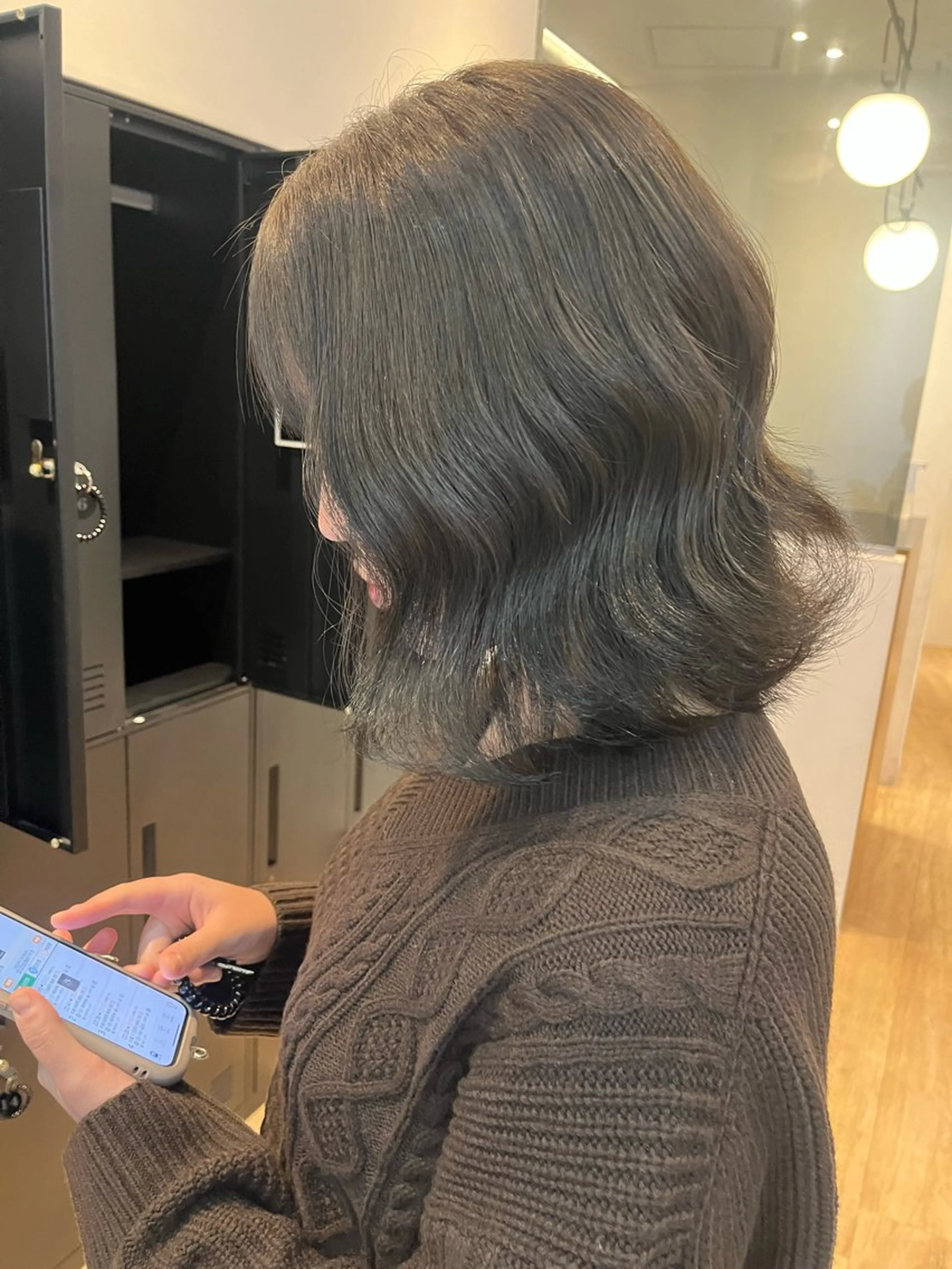 ミディアム カラー ブリーチ グレージュ ブリーチなしカラー 森山 葵 ショート×メンズのヘアスタイル