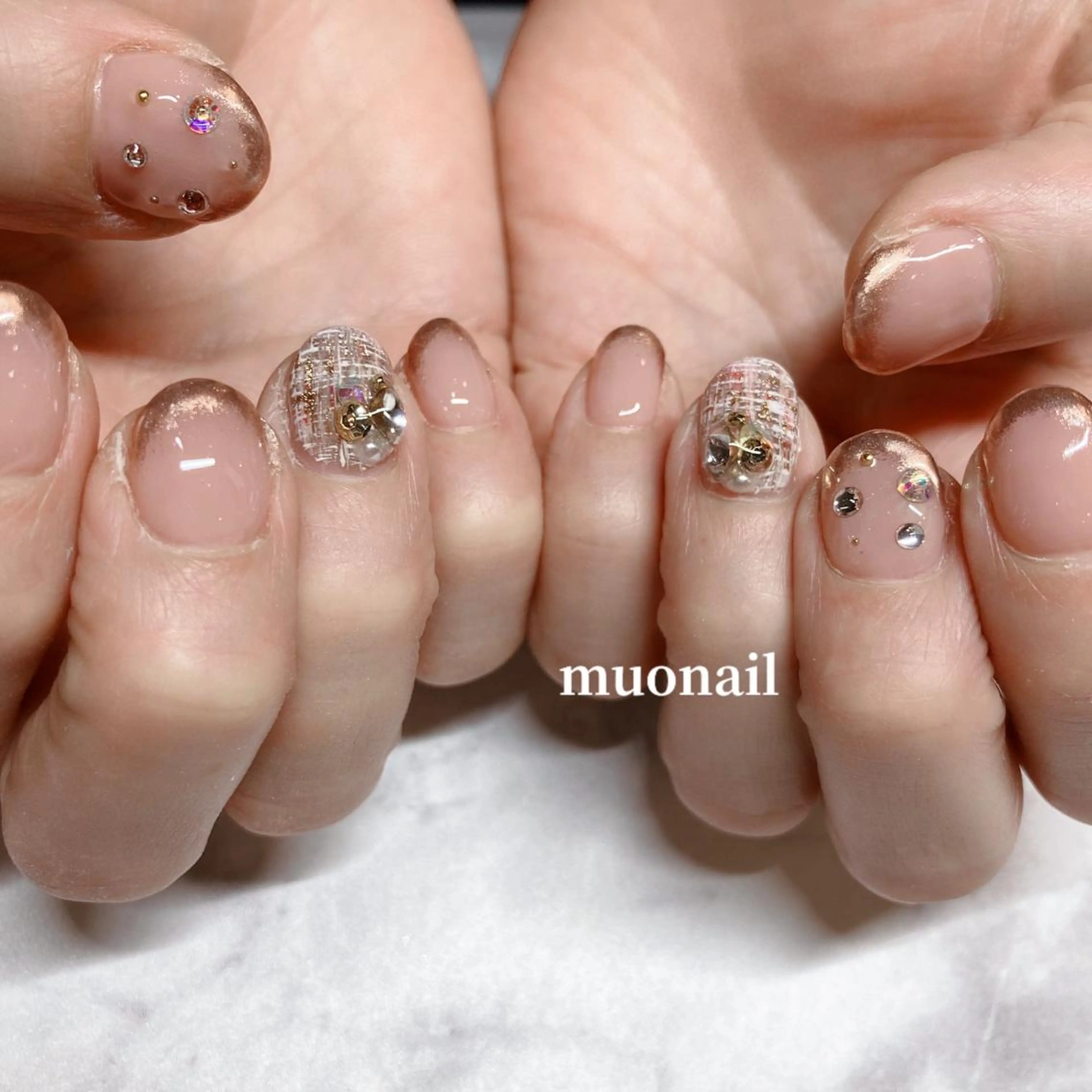 ネイル ストーンネイル ツイードネイル 中川 ほののネイルデザイン