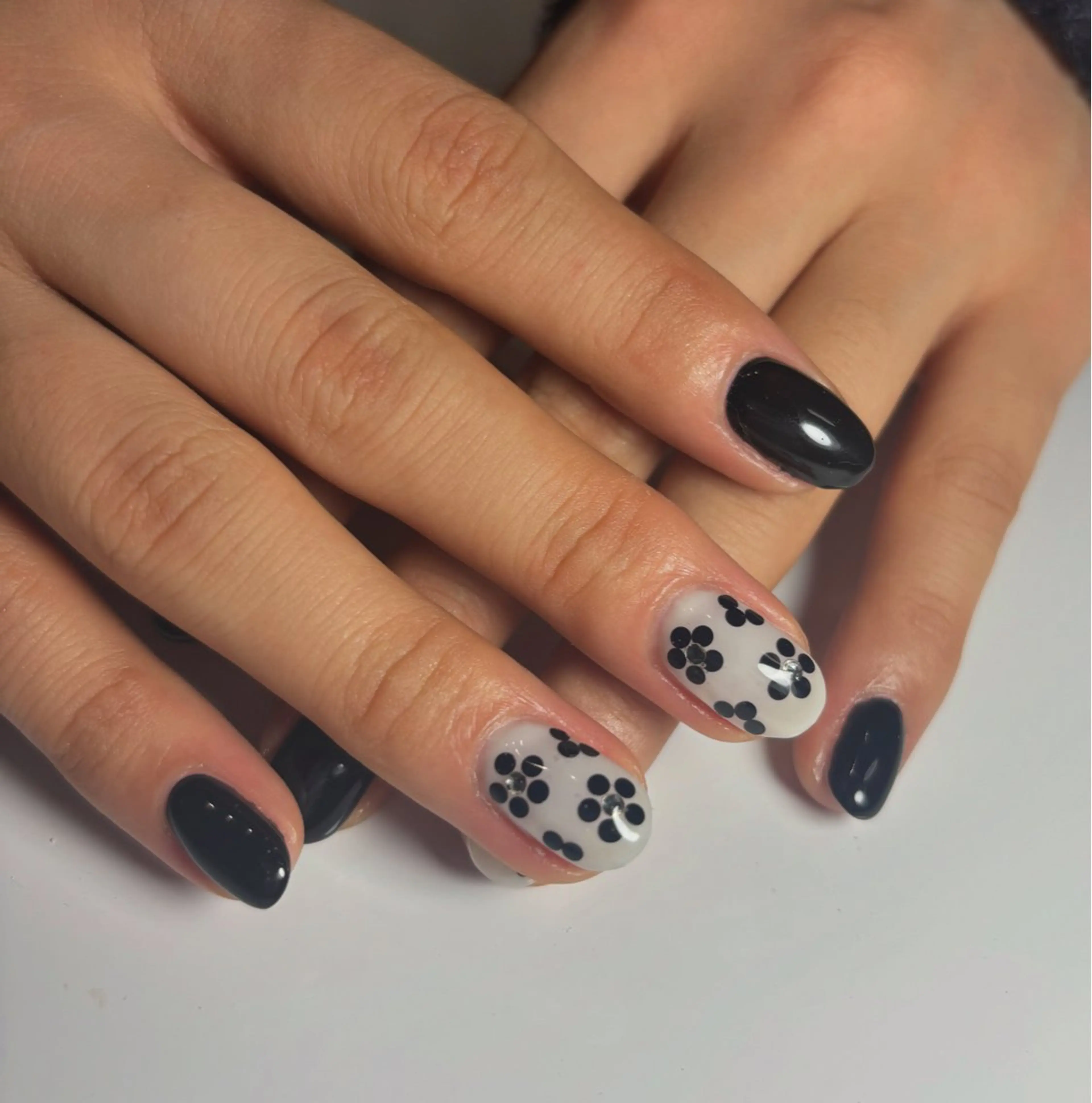 ネイル ハンドネイル 本多 菜月のネイルデザイン