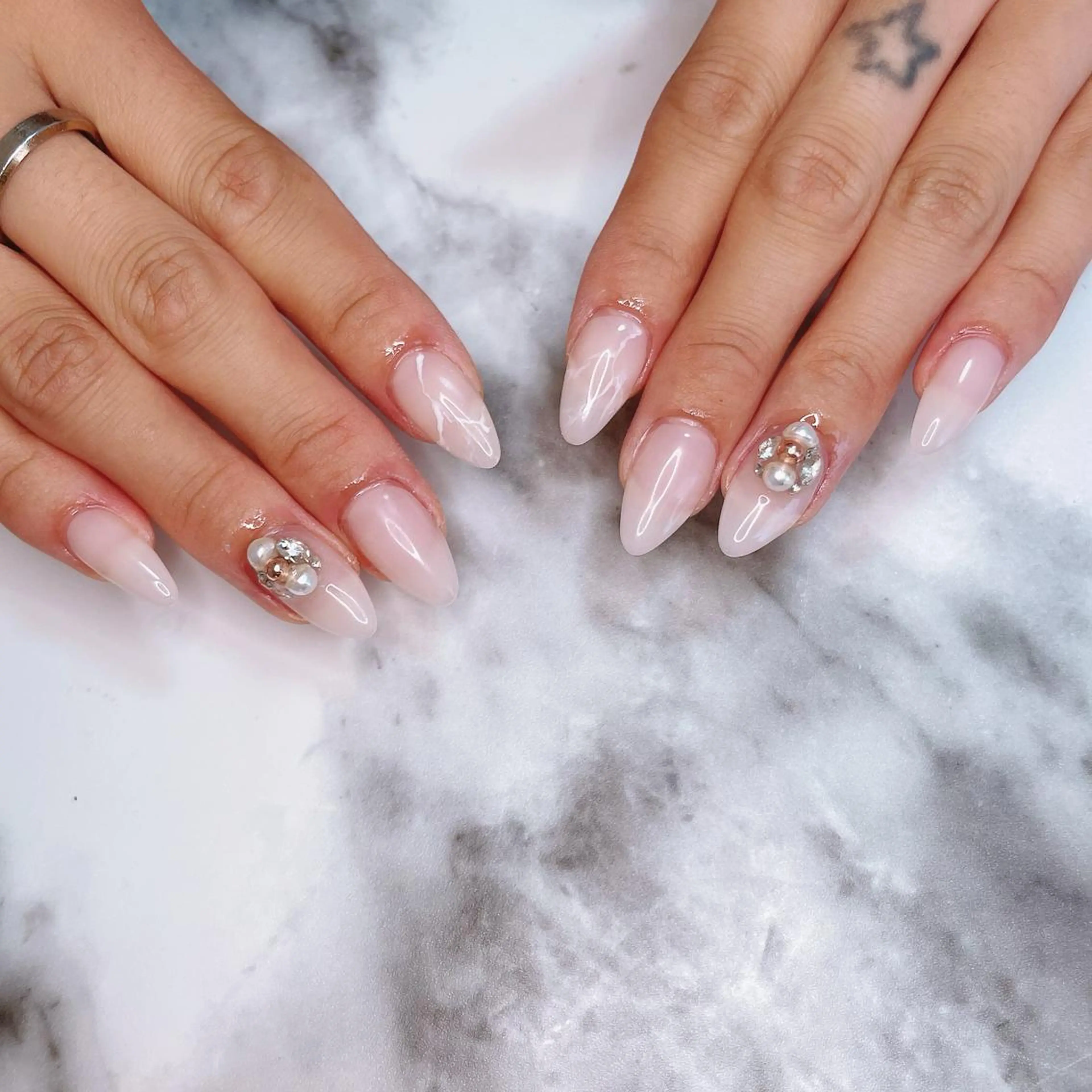 ネイル ハンドネイル salon de belnetta所属・kayo 💅のネイルデザイン