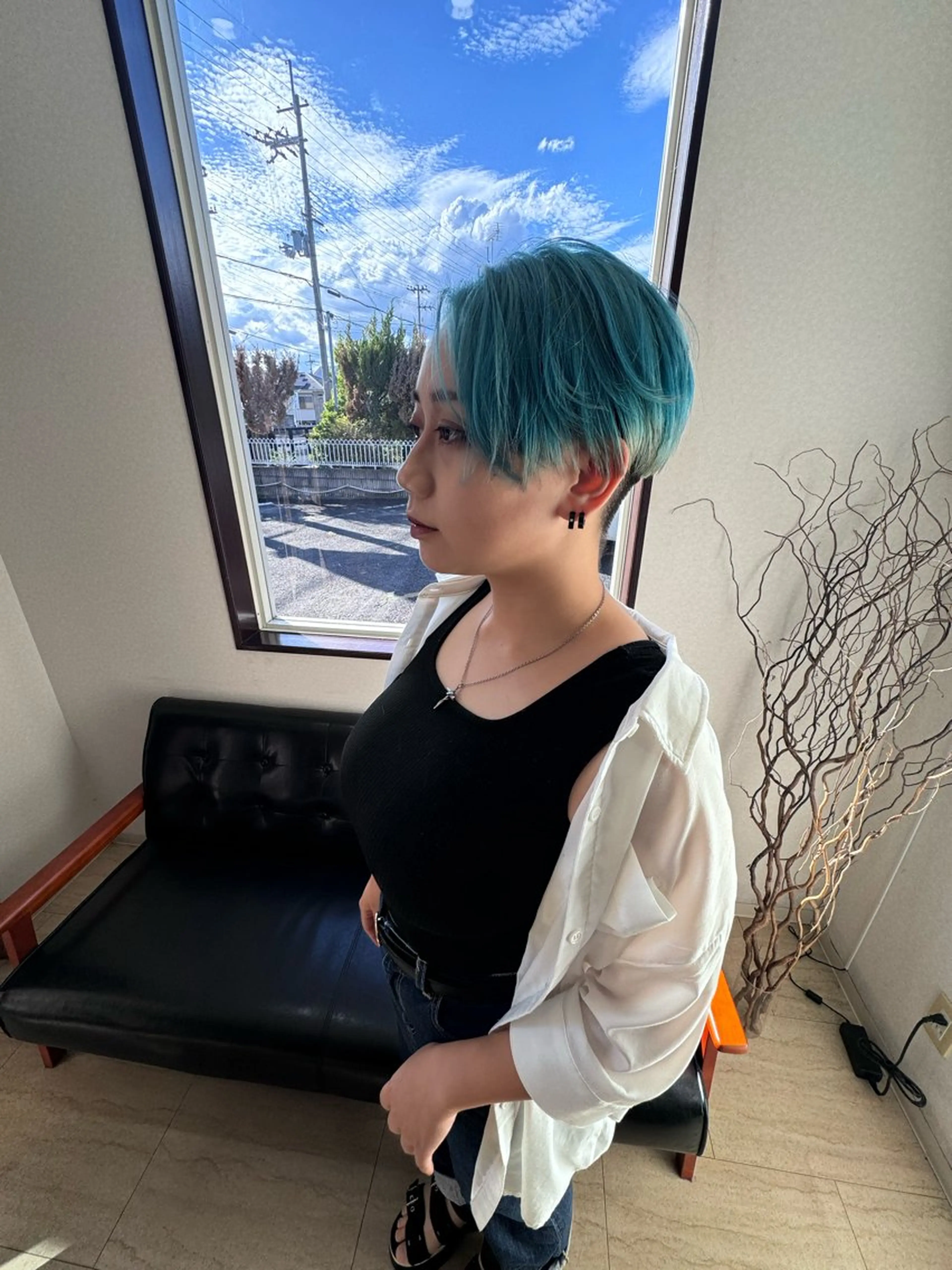 ショート 酸性ストレート 青木優磨のヘアスタイル