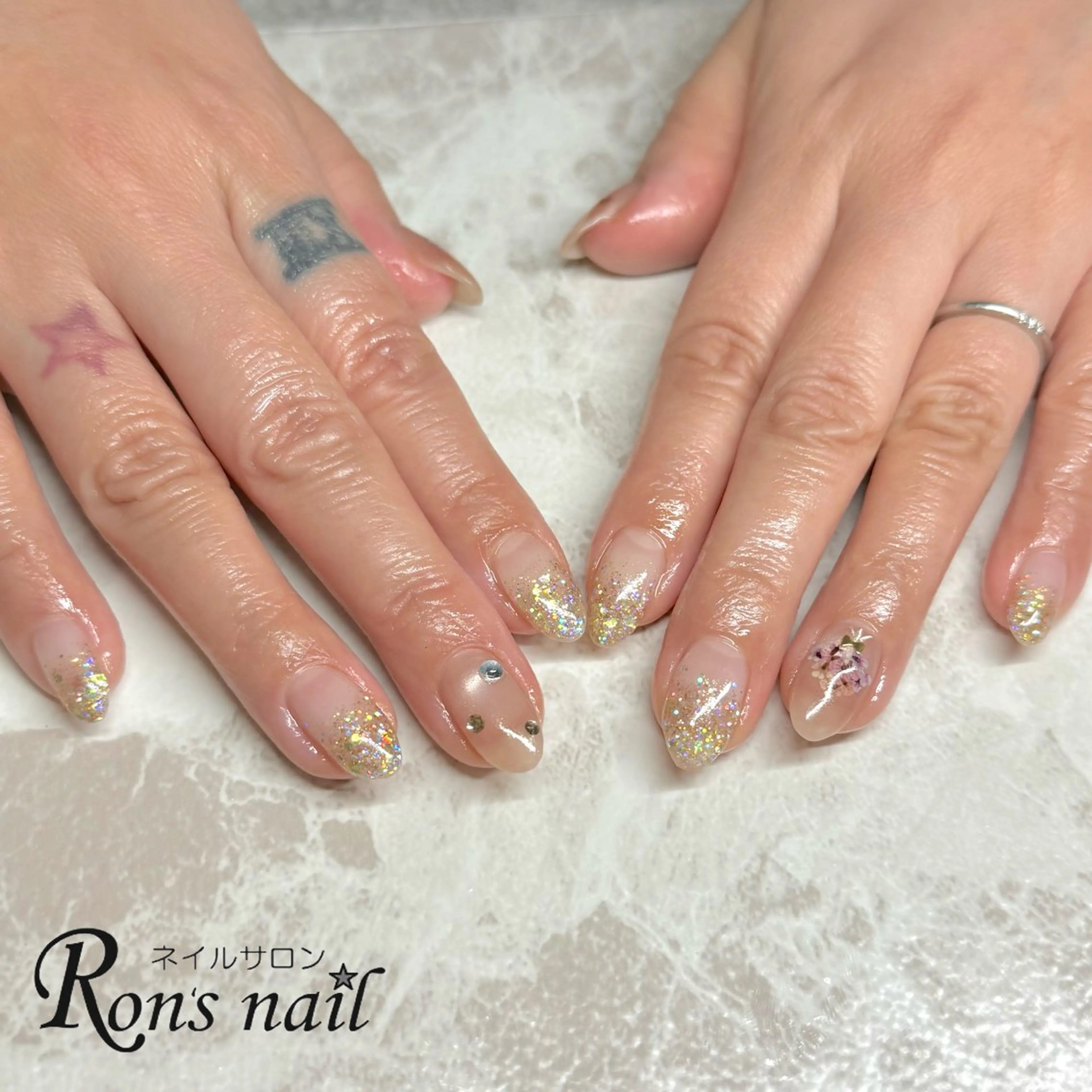 ネイル Ron's nail 笹岡のネイルデザイン