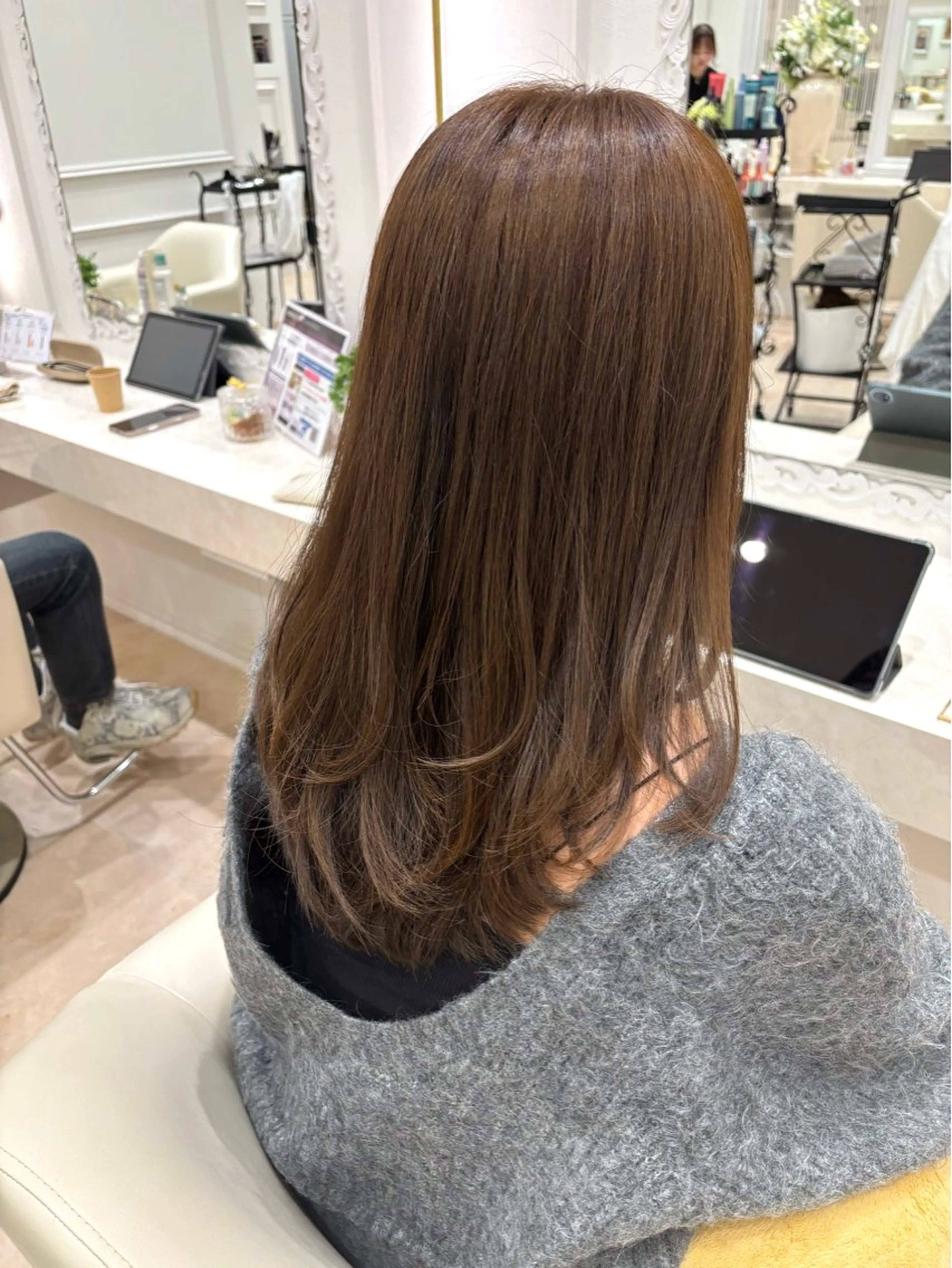 カラー FEERIE 晴海店 荒木優菜のヘアスタイル