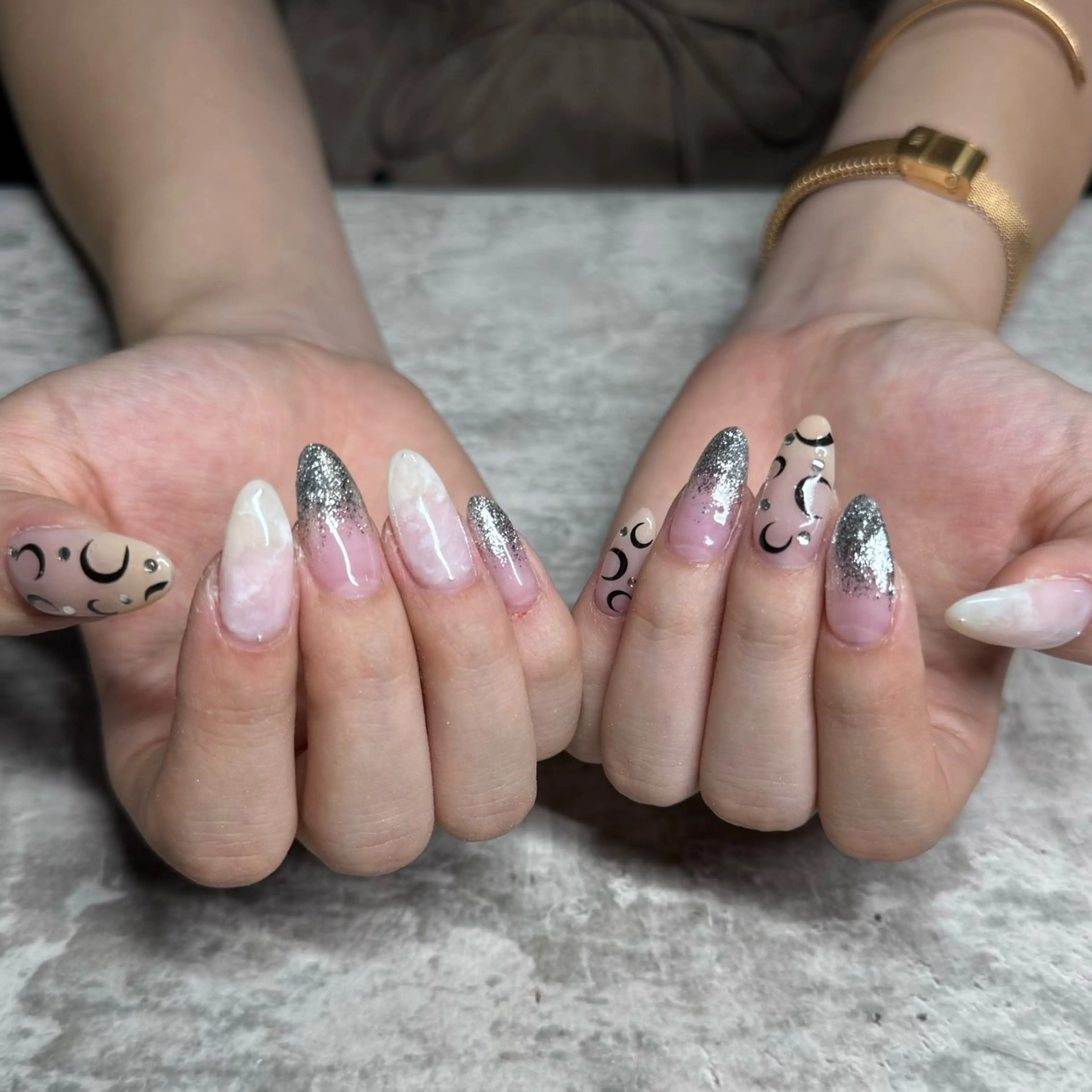 《オフなし》💎ジェルネイル アート６本🌿デザイン持ち込みコース🦋の写真