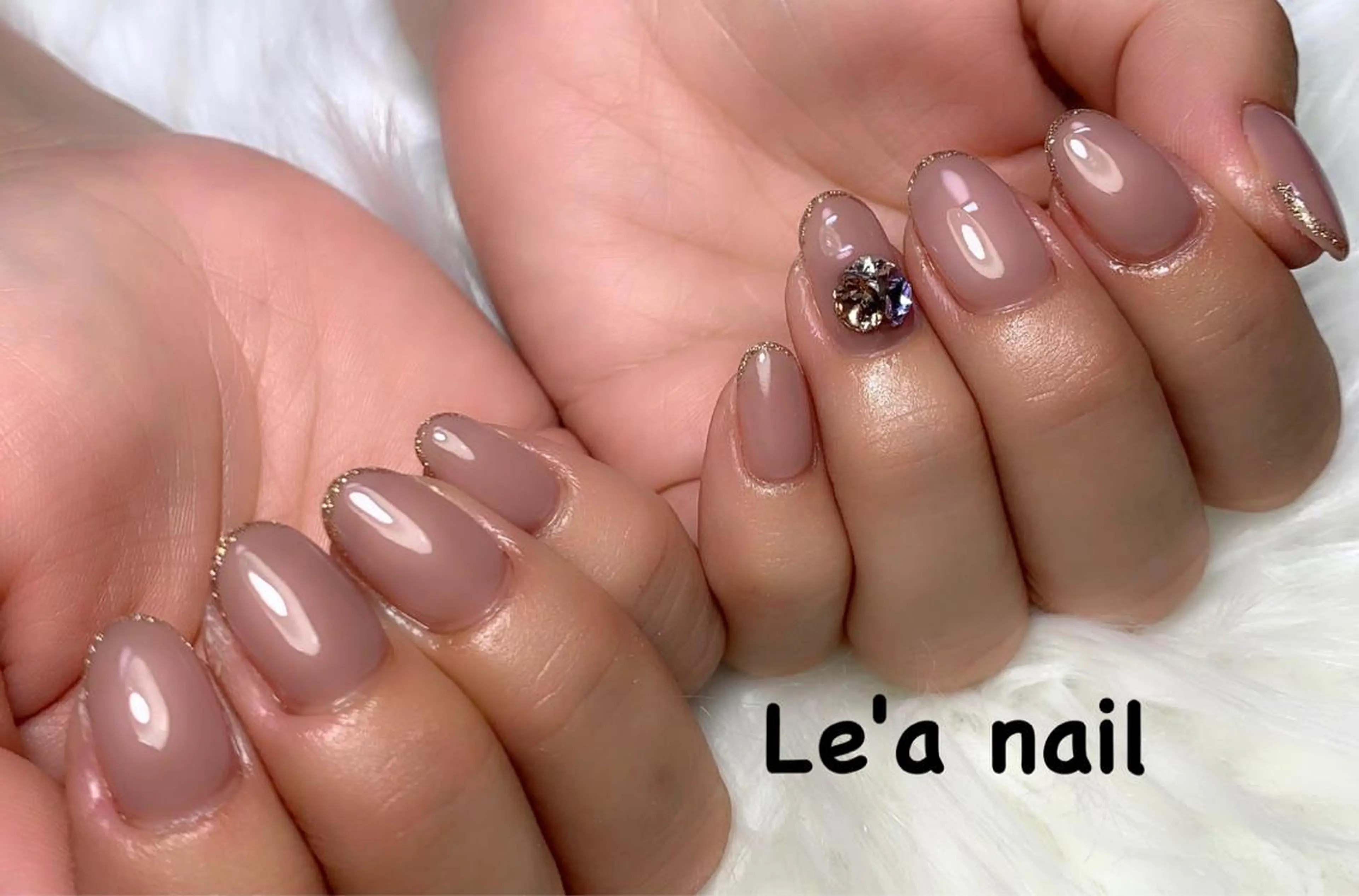 ネイル キラキラネイル ストーンネイル 'mm所属・'mm  (ミリ) ＭＡＮＡＭＩのネイルデザイン