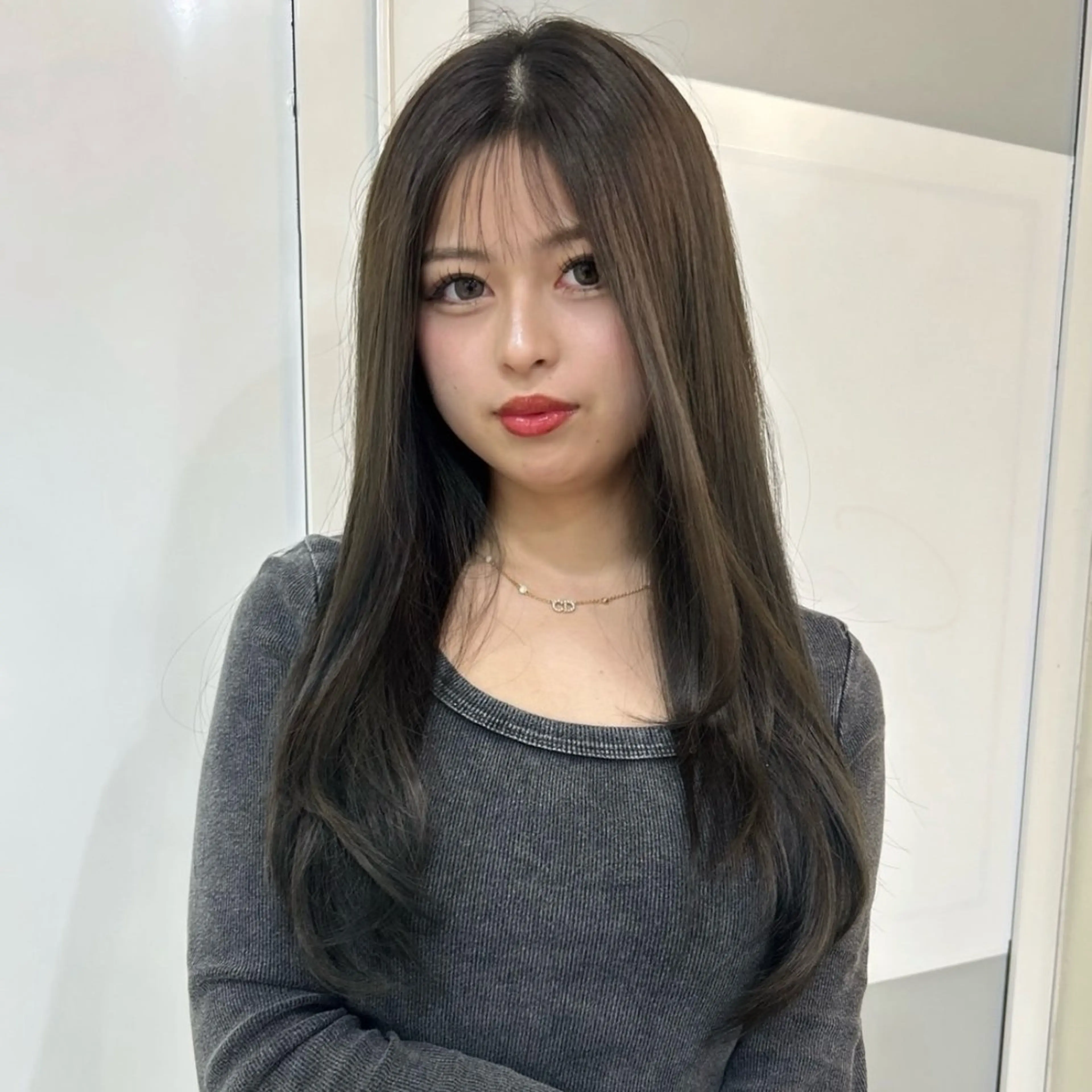 ロング ヘアカラー トリートメント 🤍爆モテハイトーン 🤍ブリーチ特化🤍のヘアスタイル