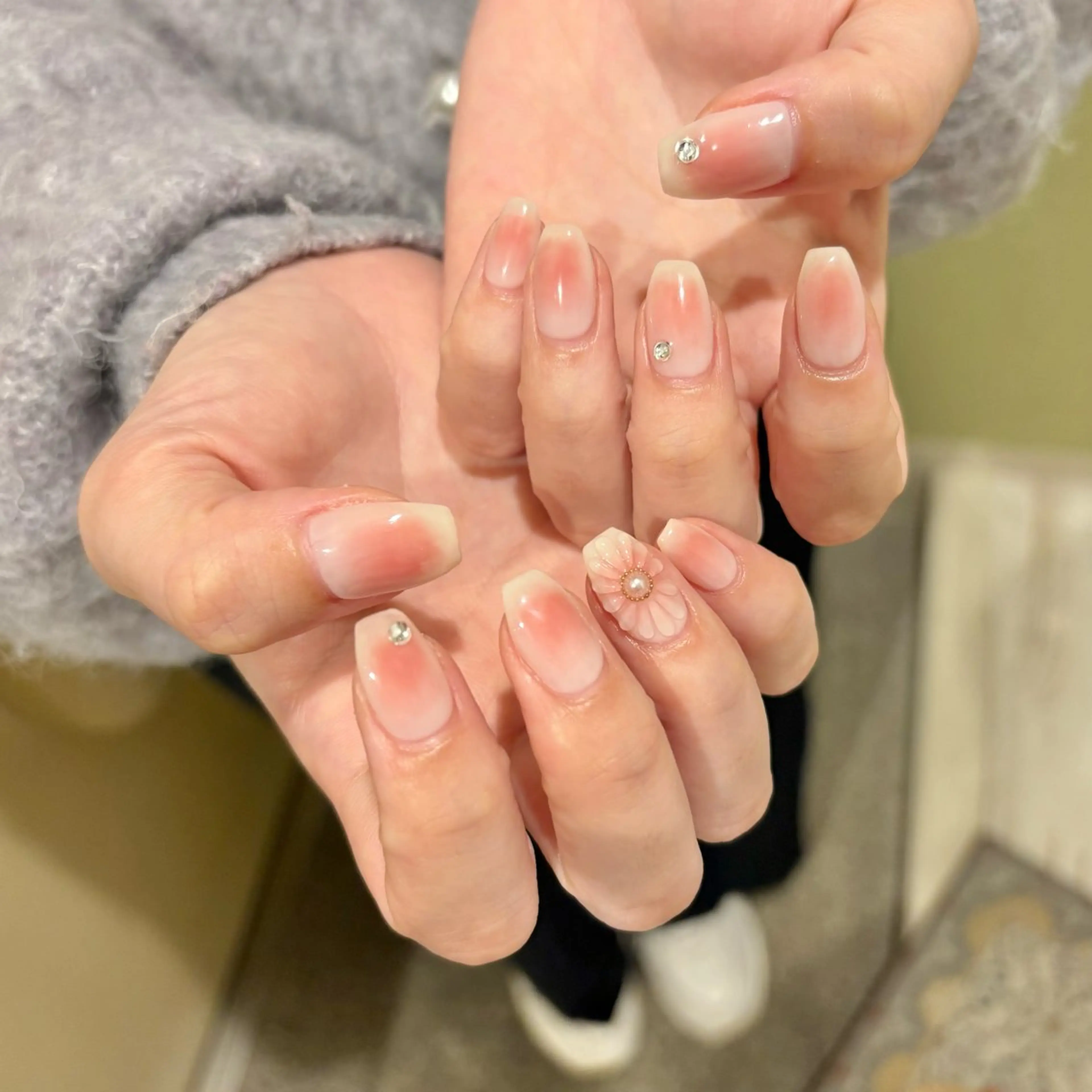 ネイル ハンドネイル ⠀ loggy.のネイルデザイン