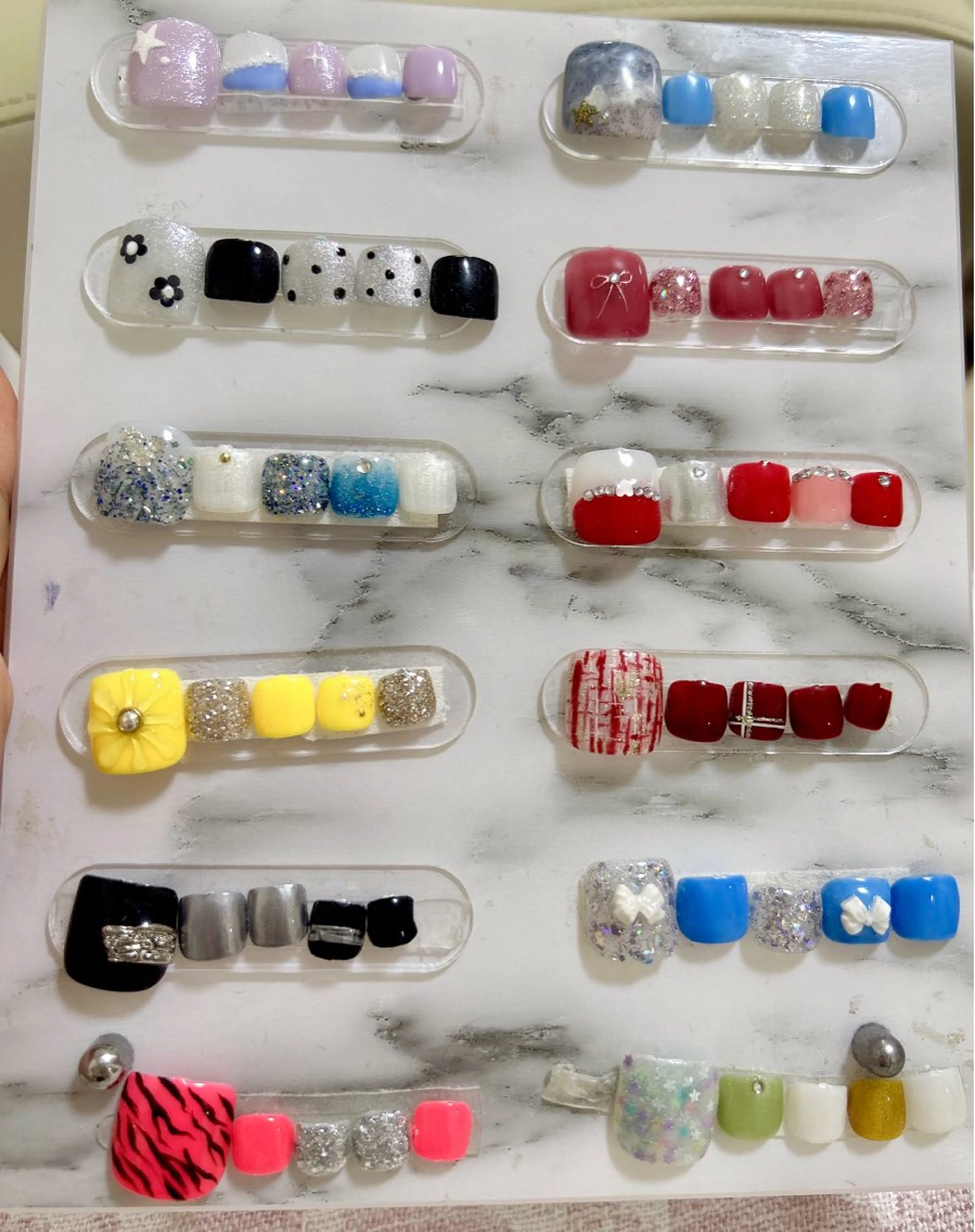 ネイル フットネイル コウ ヨウのネイルデザイン