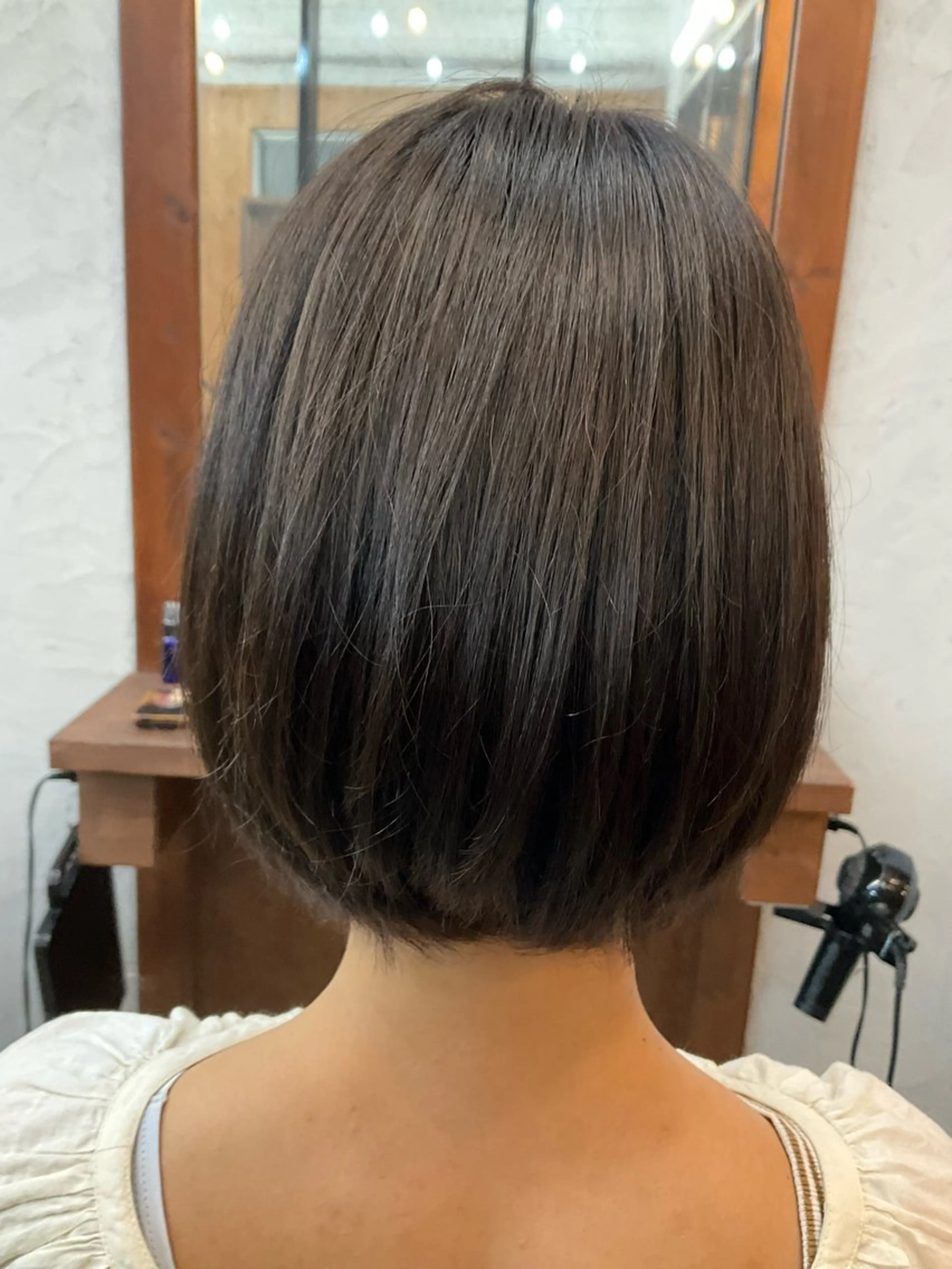 カラー DESART所属・佐々木 緑のヘアスタイル
