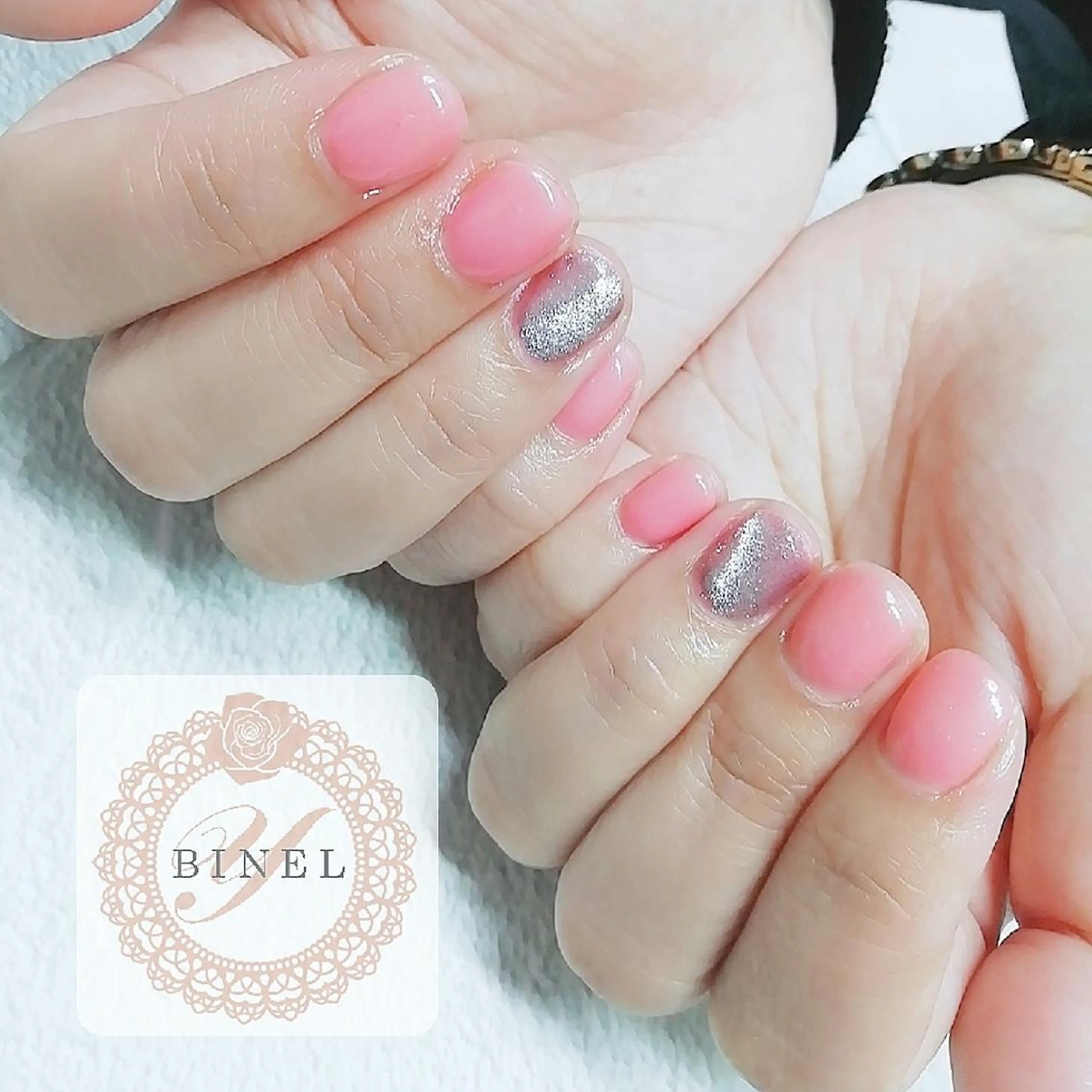 ネイル マグネットネイル ワンカラーネイル ハンドネイル Nail Salon Y.BINELのネイルデザイン