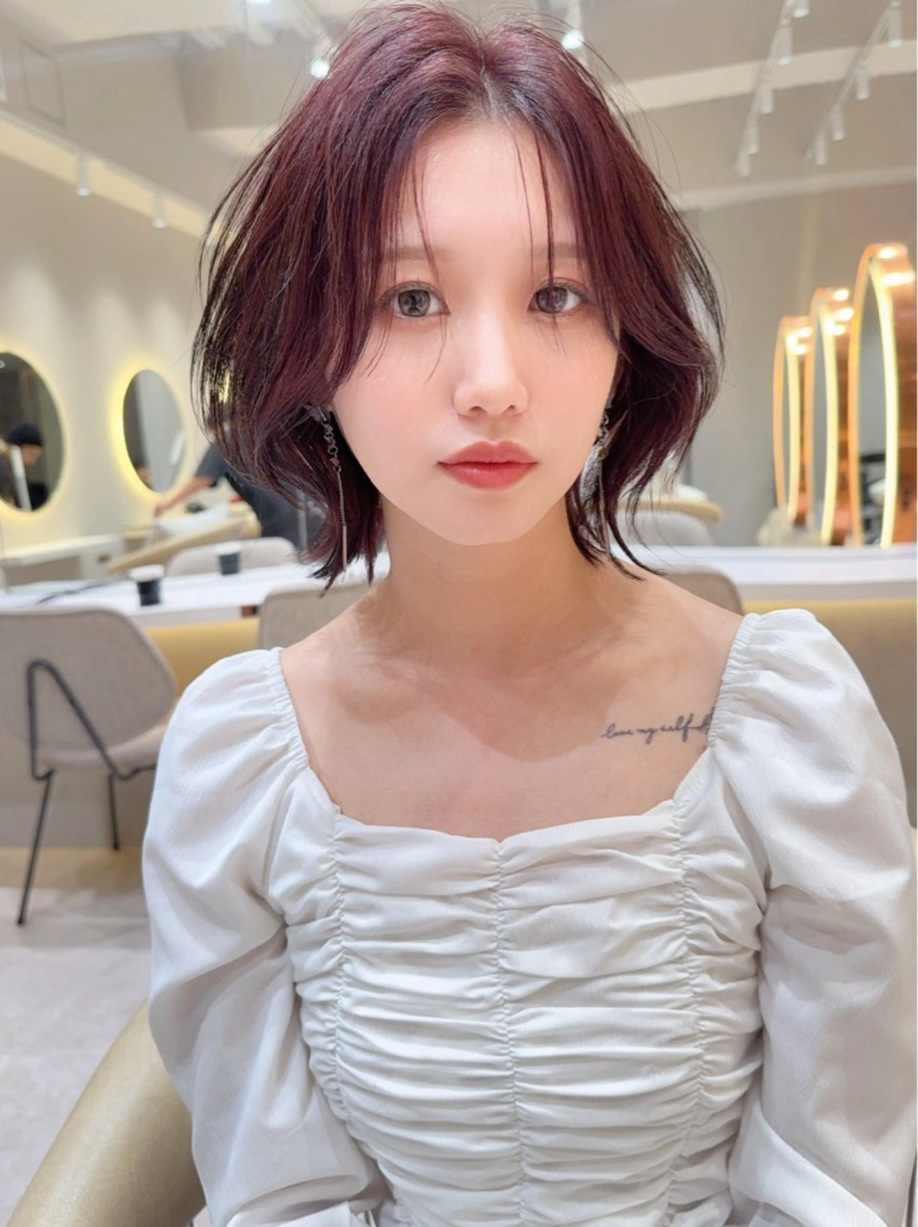 ショート カラー カット ヘアカラー トリートメント レイヤー❣️縮毛矯正 川村利幸のヘアスタイル