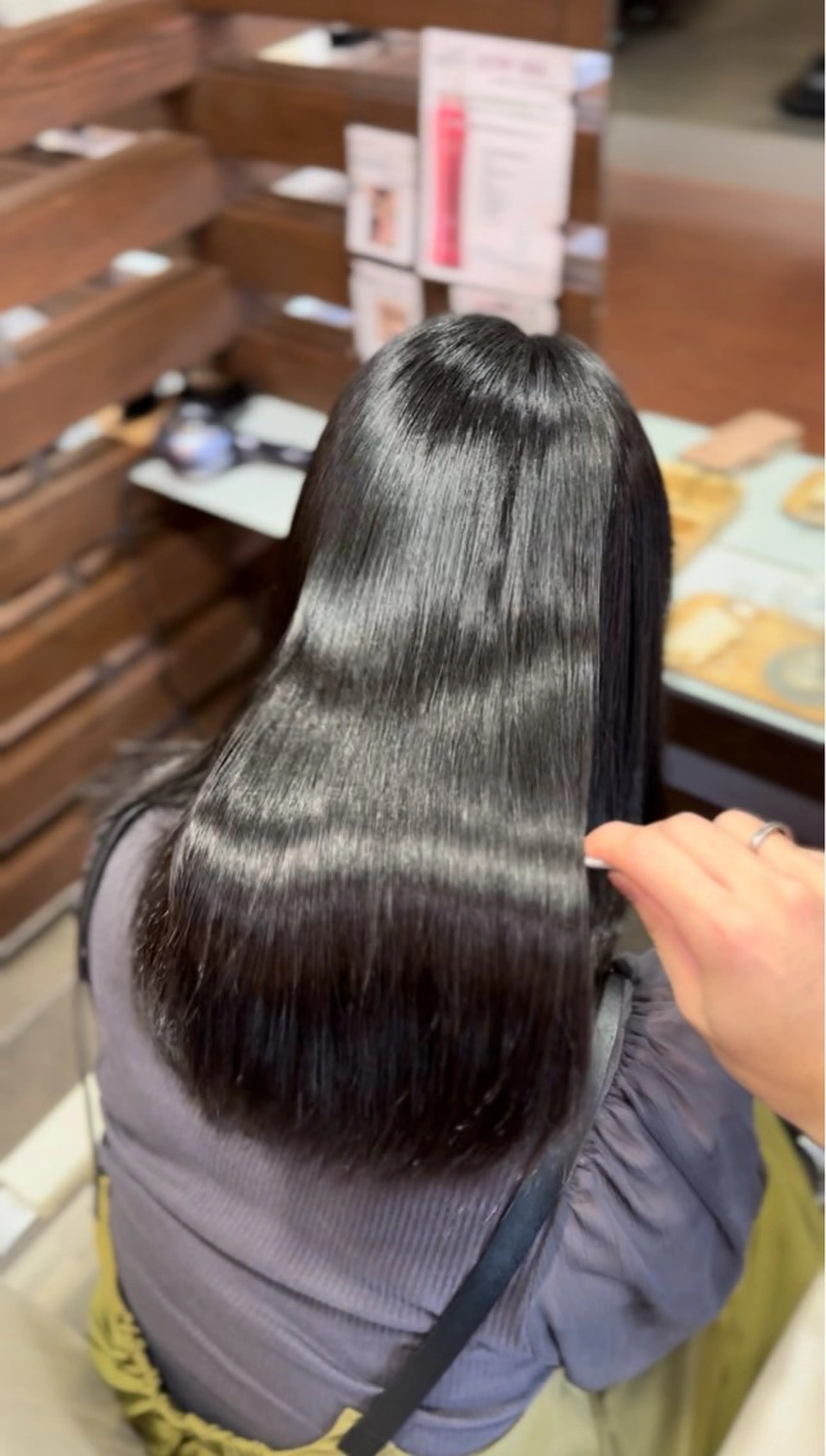 1/19(月)10:00​〜​ 社内講習時の縮毛矯正モデル募集の写真