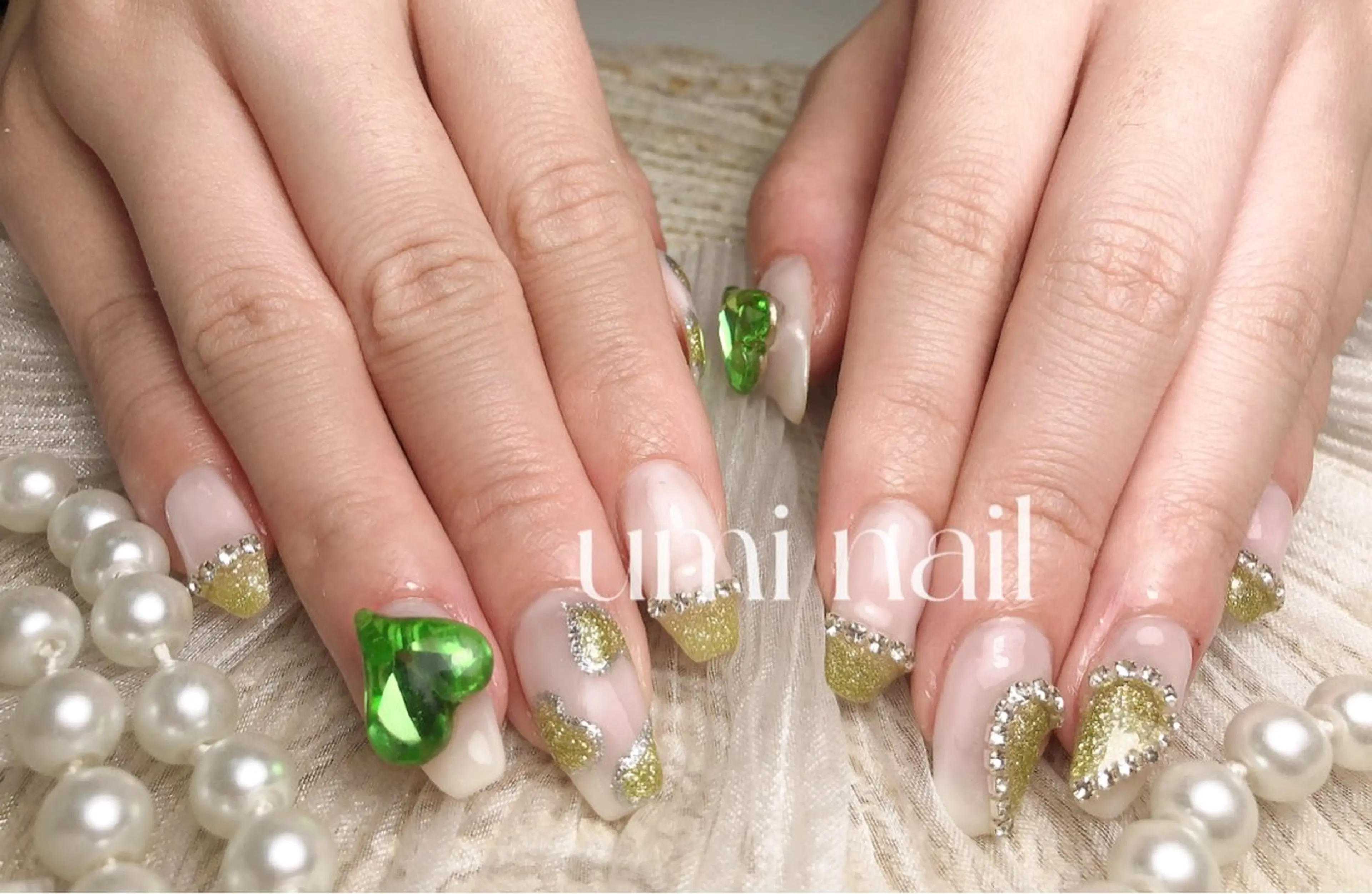 ネイル アートネイル フレンチネイル ジェルネイル グラデーション ミラーネイル ハンドネイル ハンドケア LUXE NAIL SALONのネイルデザイン
