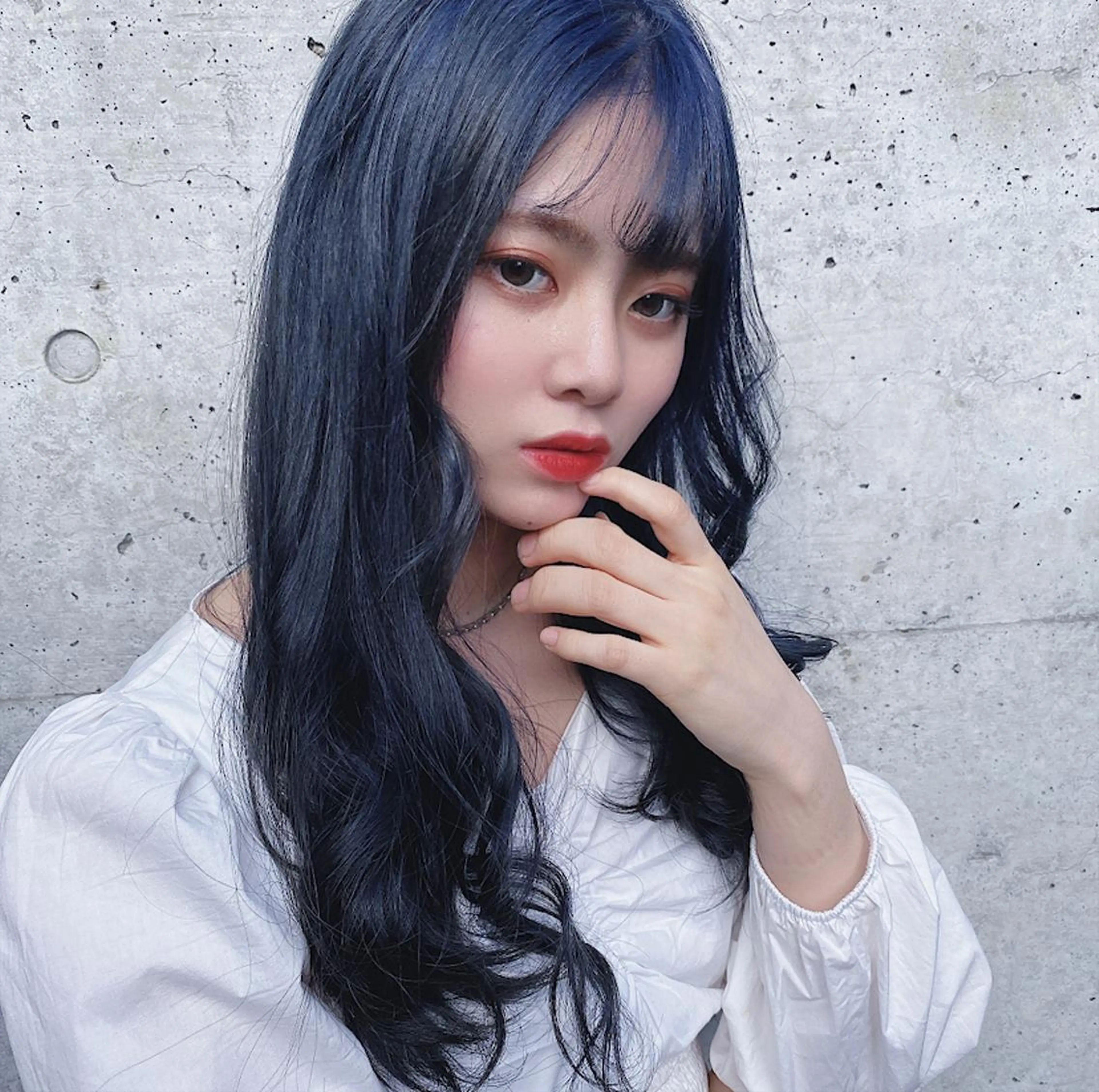 ロング カラー ヘアアレンジ ヘアカラー トリートメント ヘアセット 韓国レイヤーカット/ 儚げカラーチナツのヘアスタイル