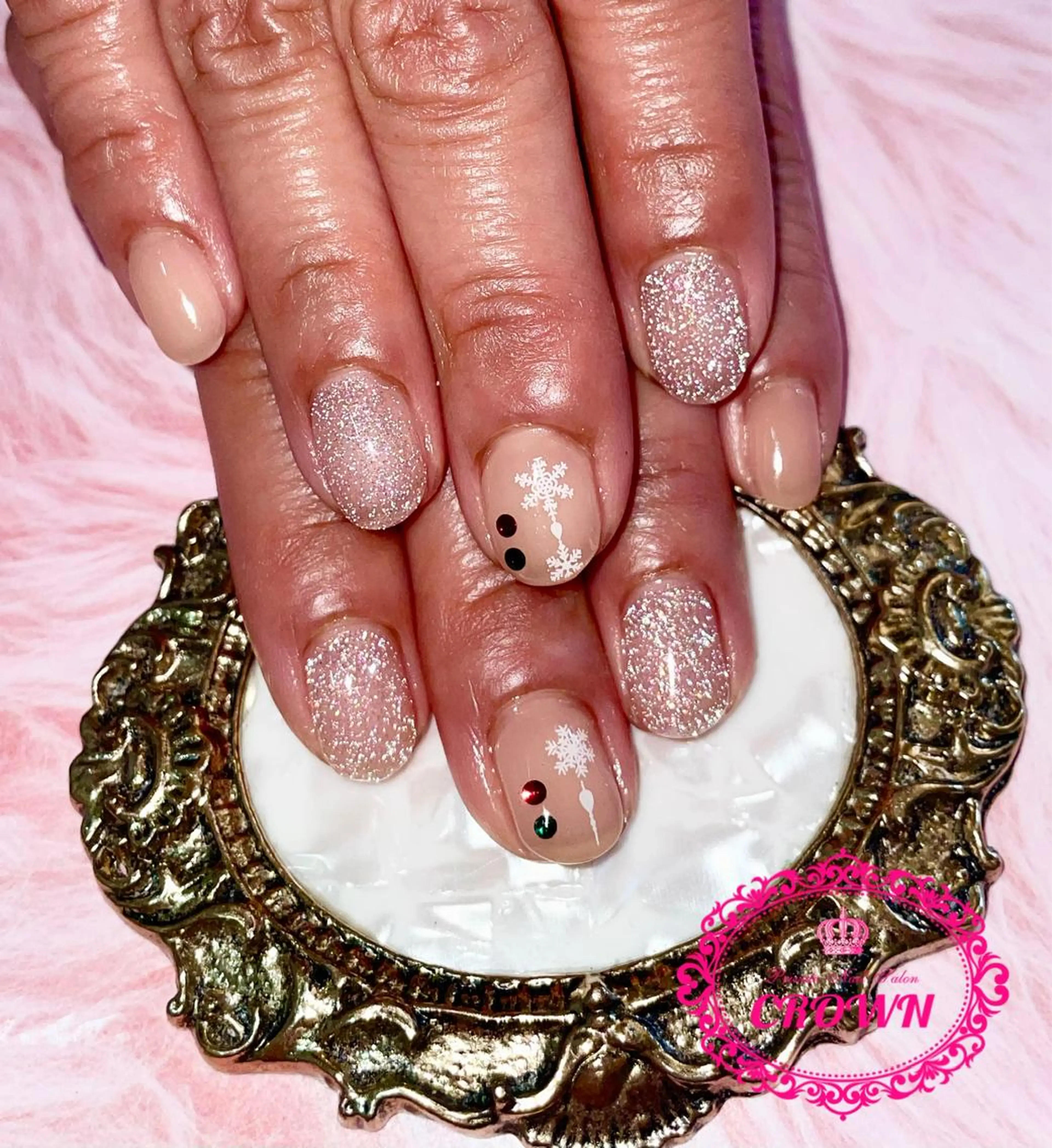 ネイル CROWN プライベートサロンのネイルデザイン