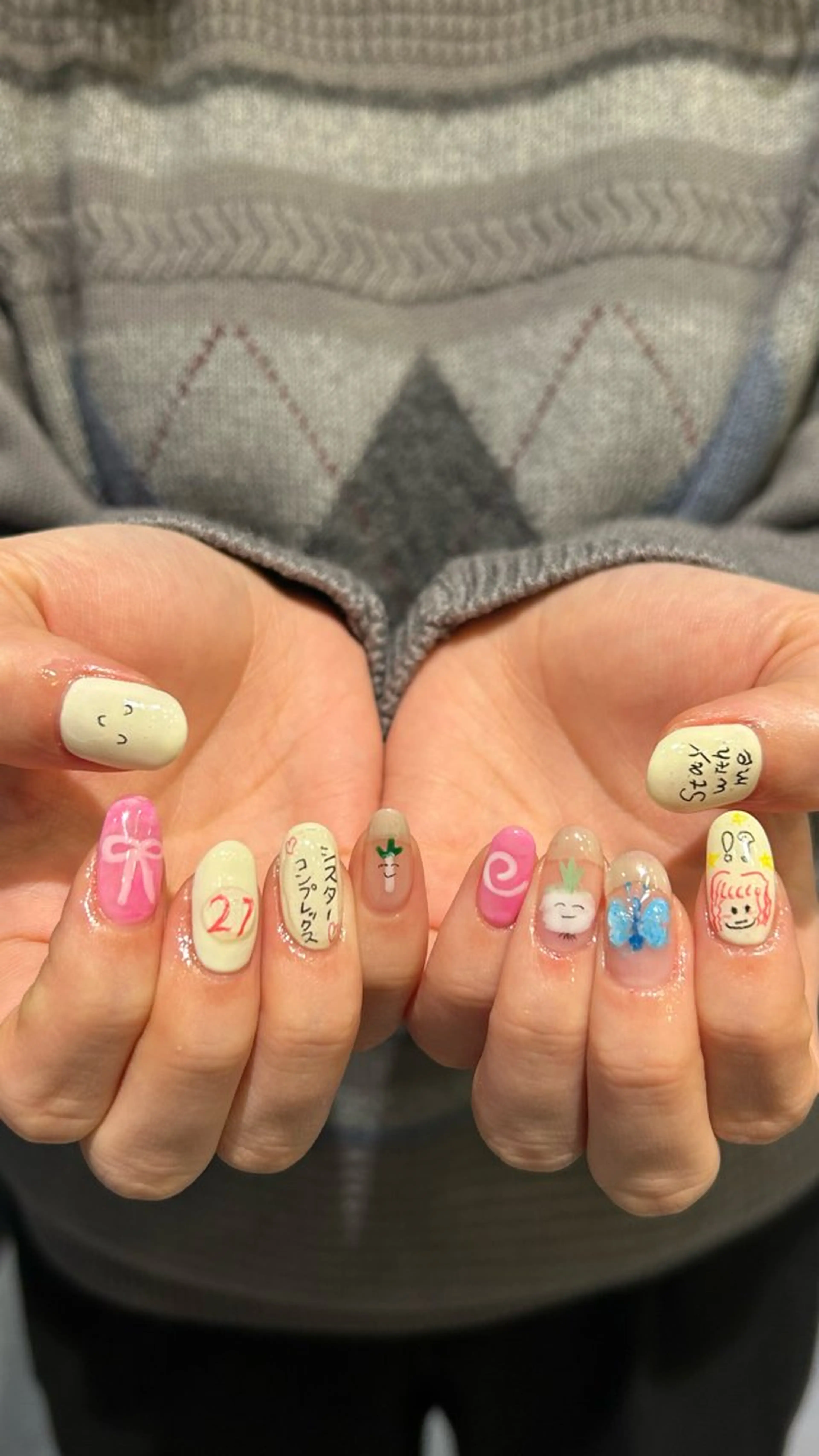 ネイル ハンドネイル ハンドケア 個性派ネイル シノのネイルデザイン