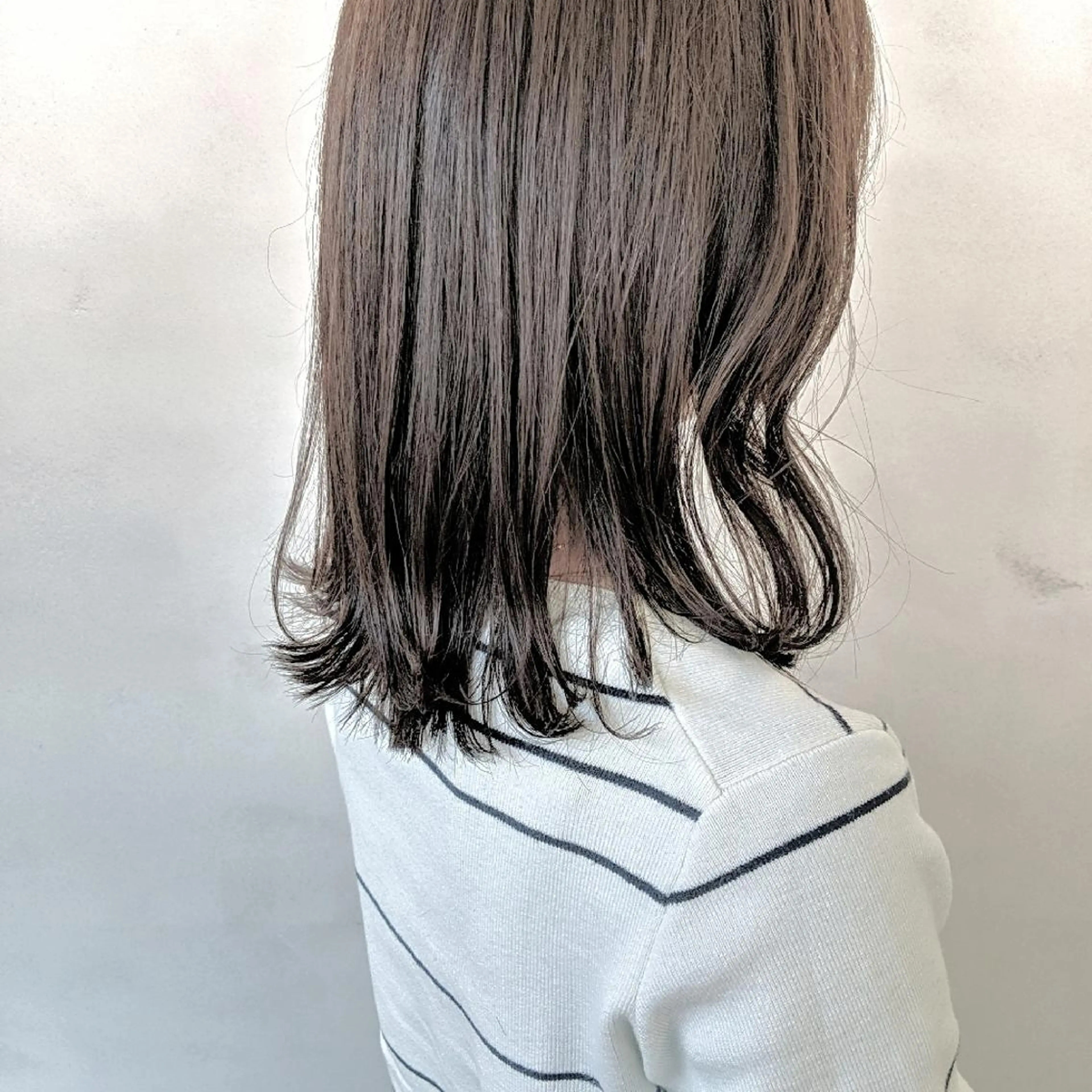 ミディアム PRIVATE SALON EYES所属・EYES リアのマツエク・マツパデザイン