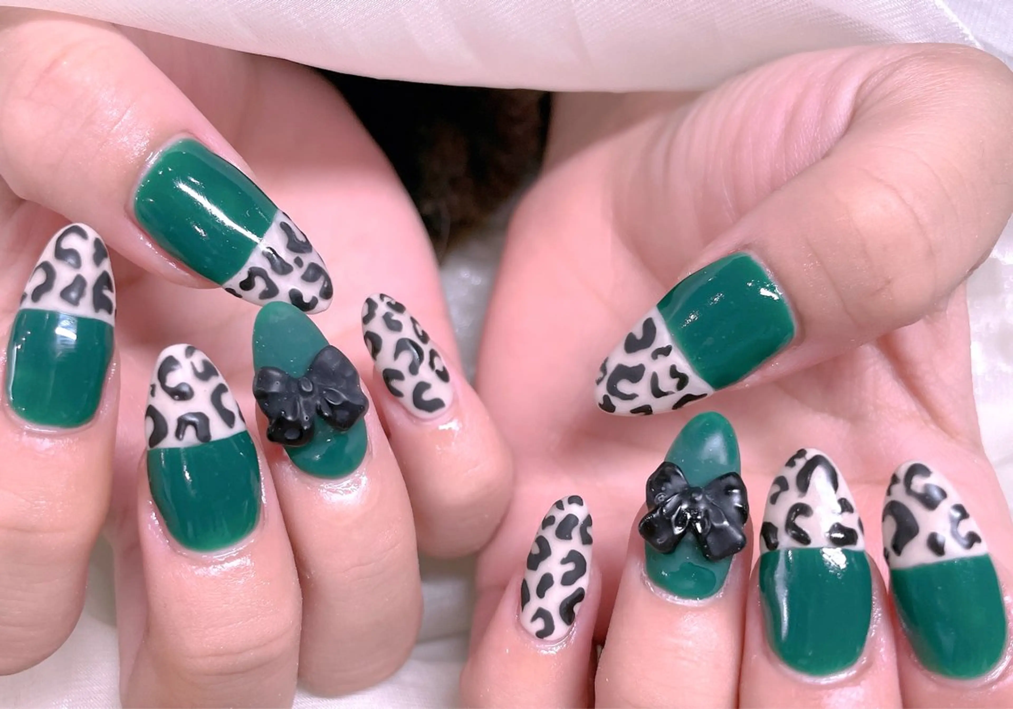 ネイル チークネイル フレンチネイル ハート 韓国ネイル レース 美爪パラジェル導入店 Sunnilyのネイルデザイン