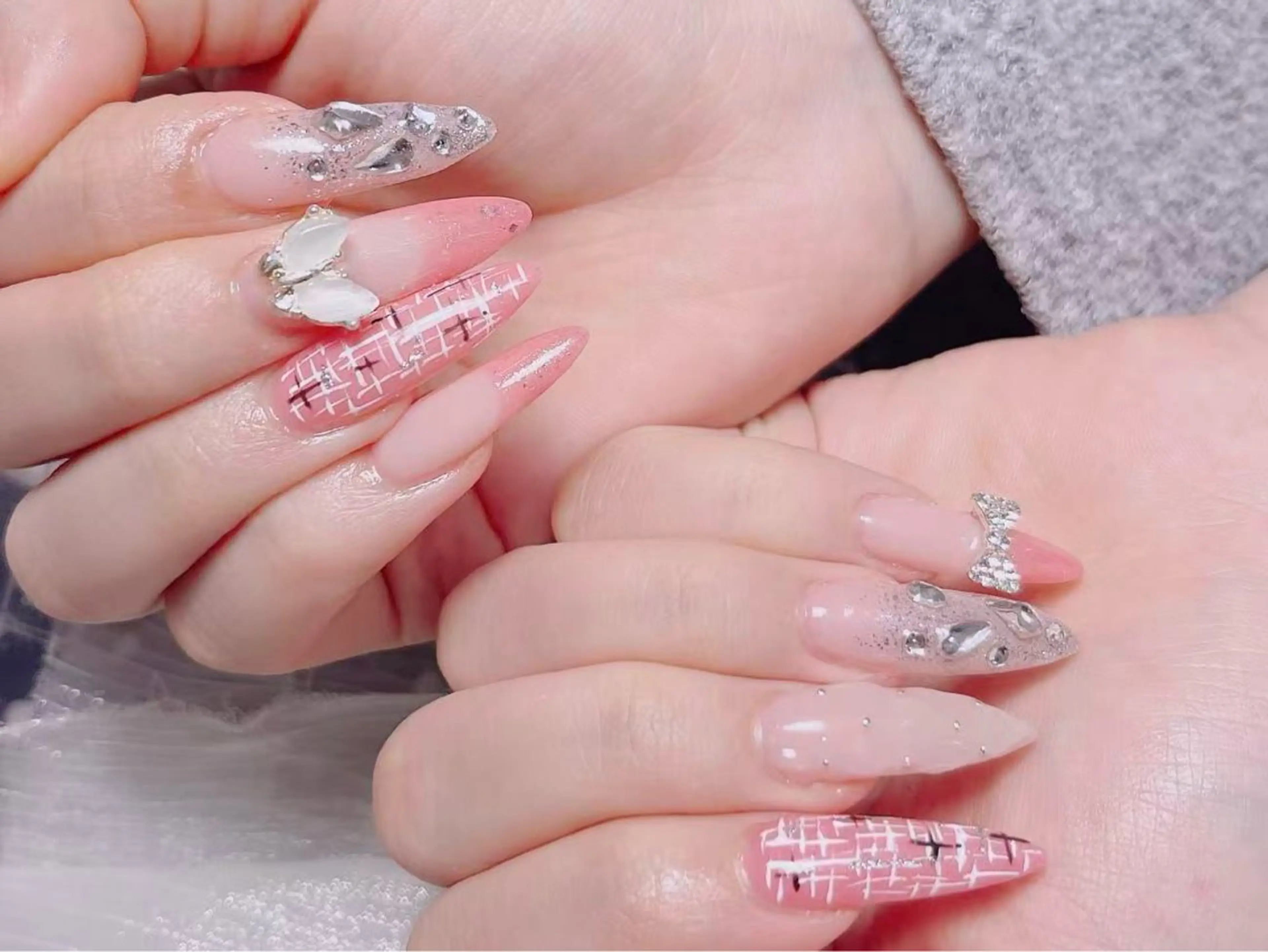 ネイル ハンドネイル Kari ネイルサロンのネイルデザイン