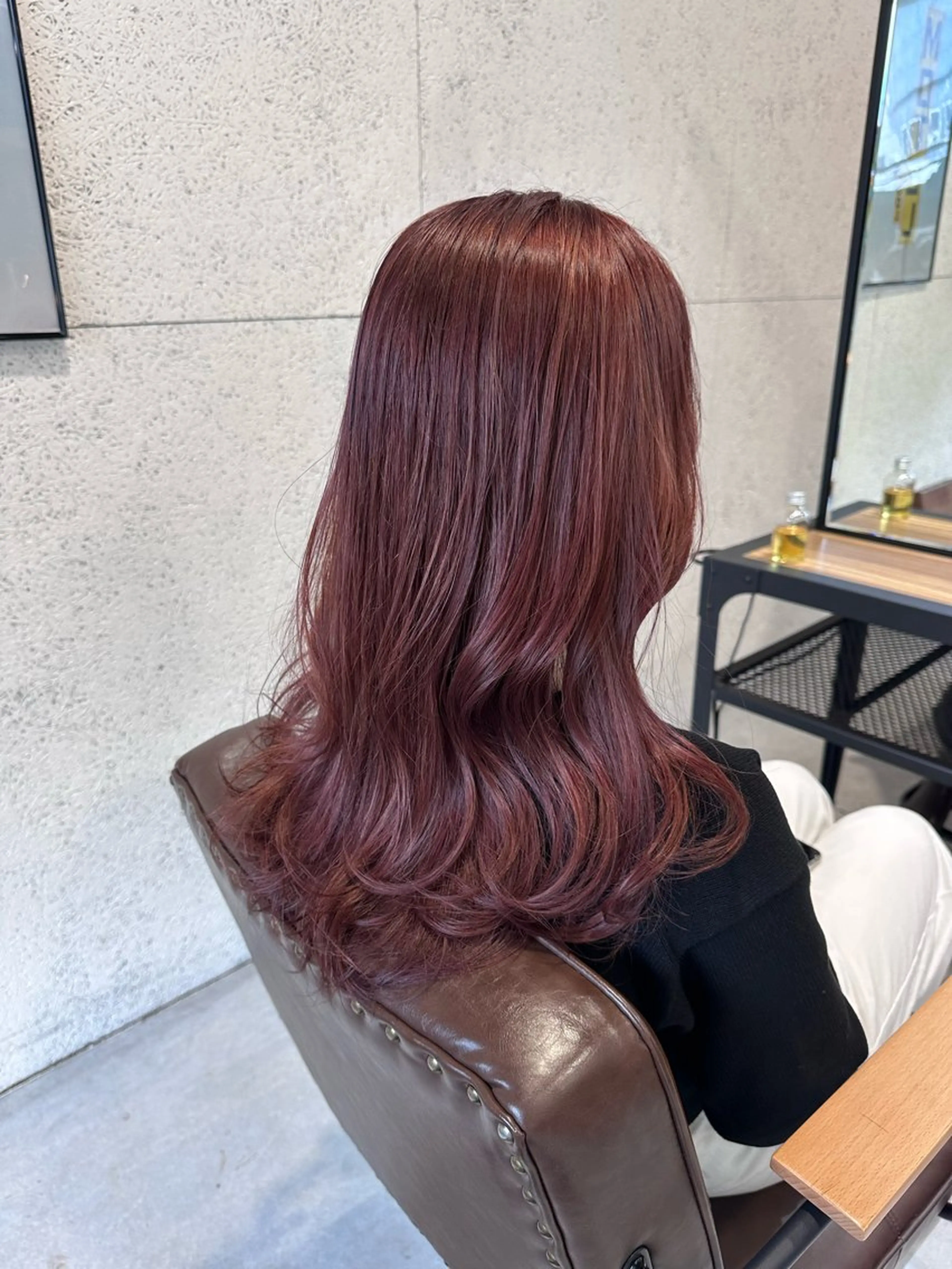 ミディアム 顔まわりレイヤー 韓国風ヘア レイヤーカット ローレイヤー 縮毛矯正 カット ヘアカラー トリートメント Masena所属・【必ず似合わせます】 川口航平のヘアスタイル