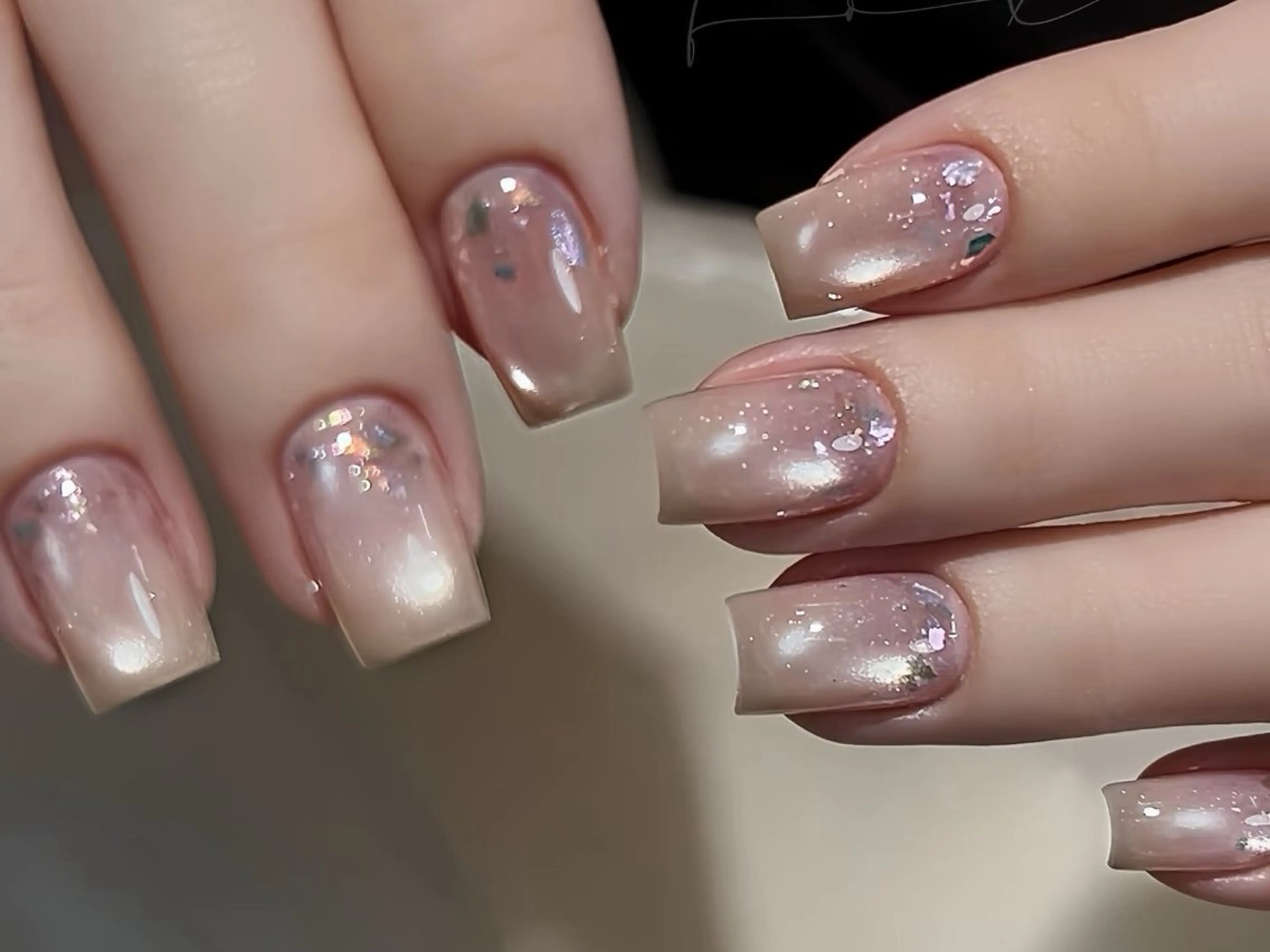 ネイル アートネイル オーロラネイル カジュアル クリアネイル 長さ出し MoreGlam 新宿東口店のネイルデザイン