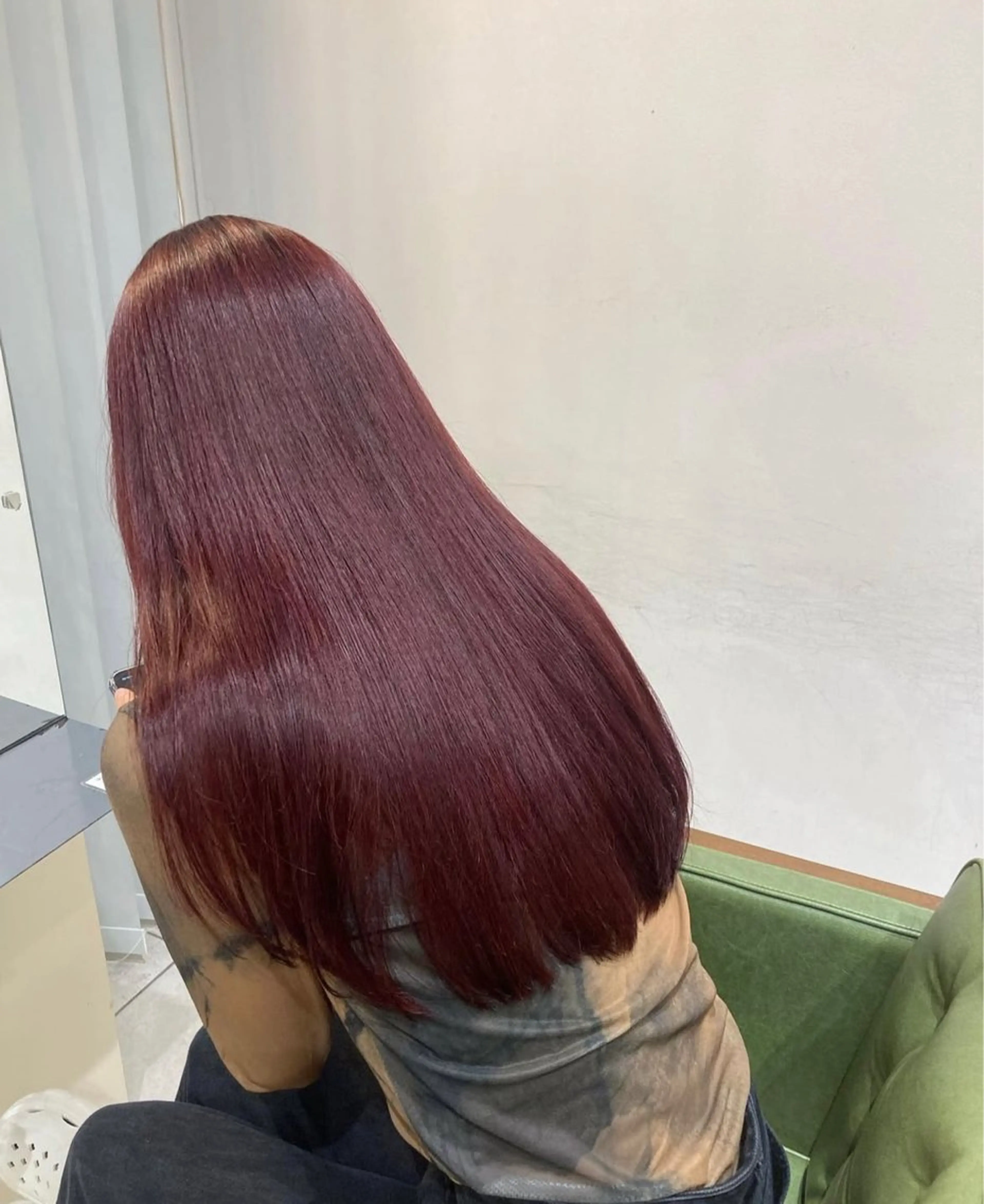 ロング カラー 中村 彩奈のヘアスタイル