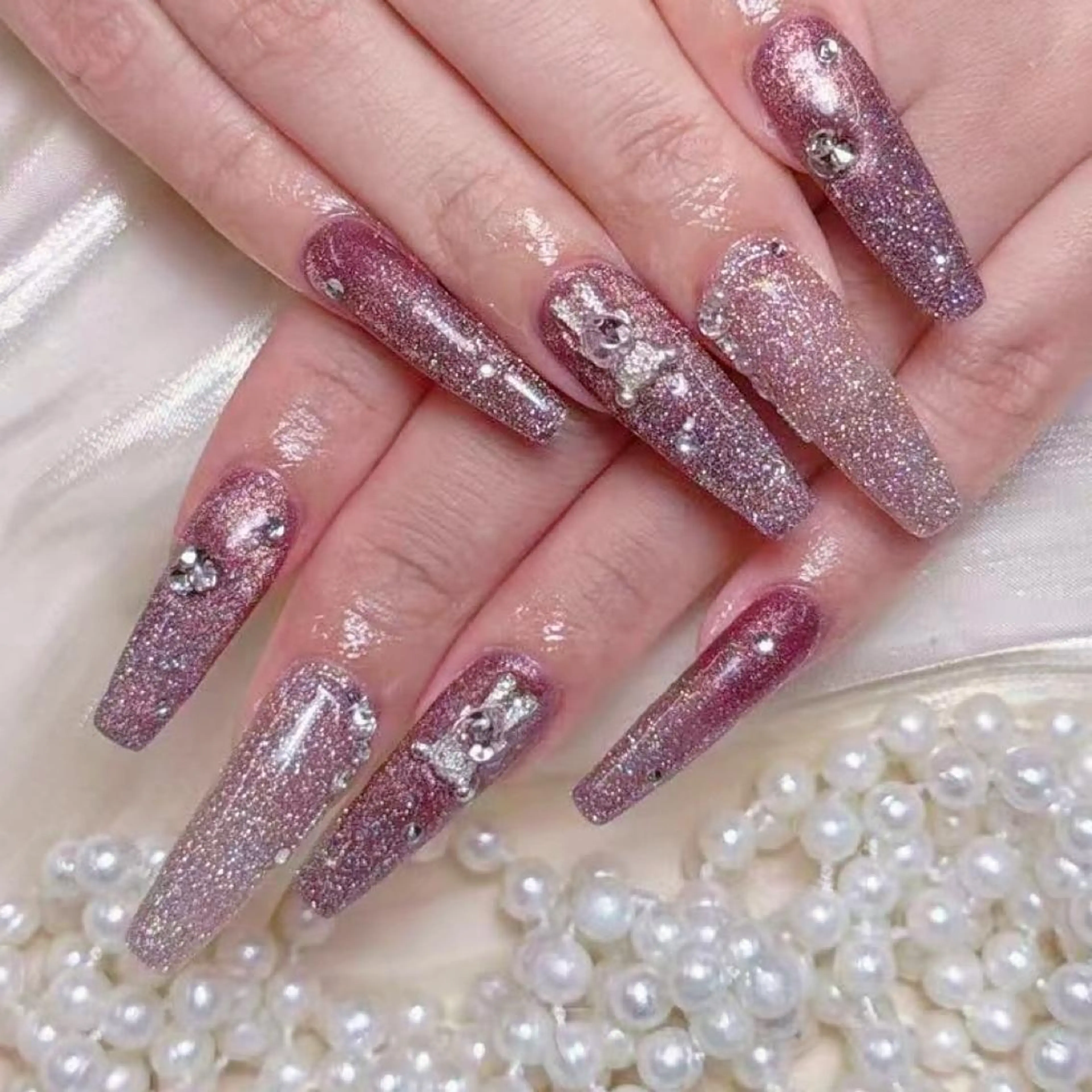 ネイル 定額デザインネイル queenのネイルデザイン